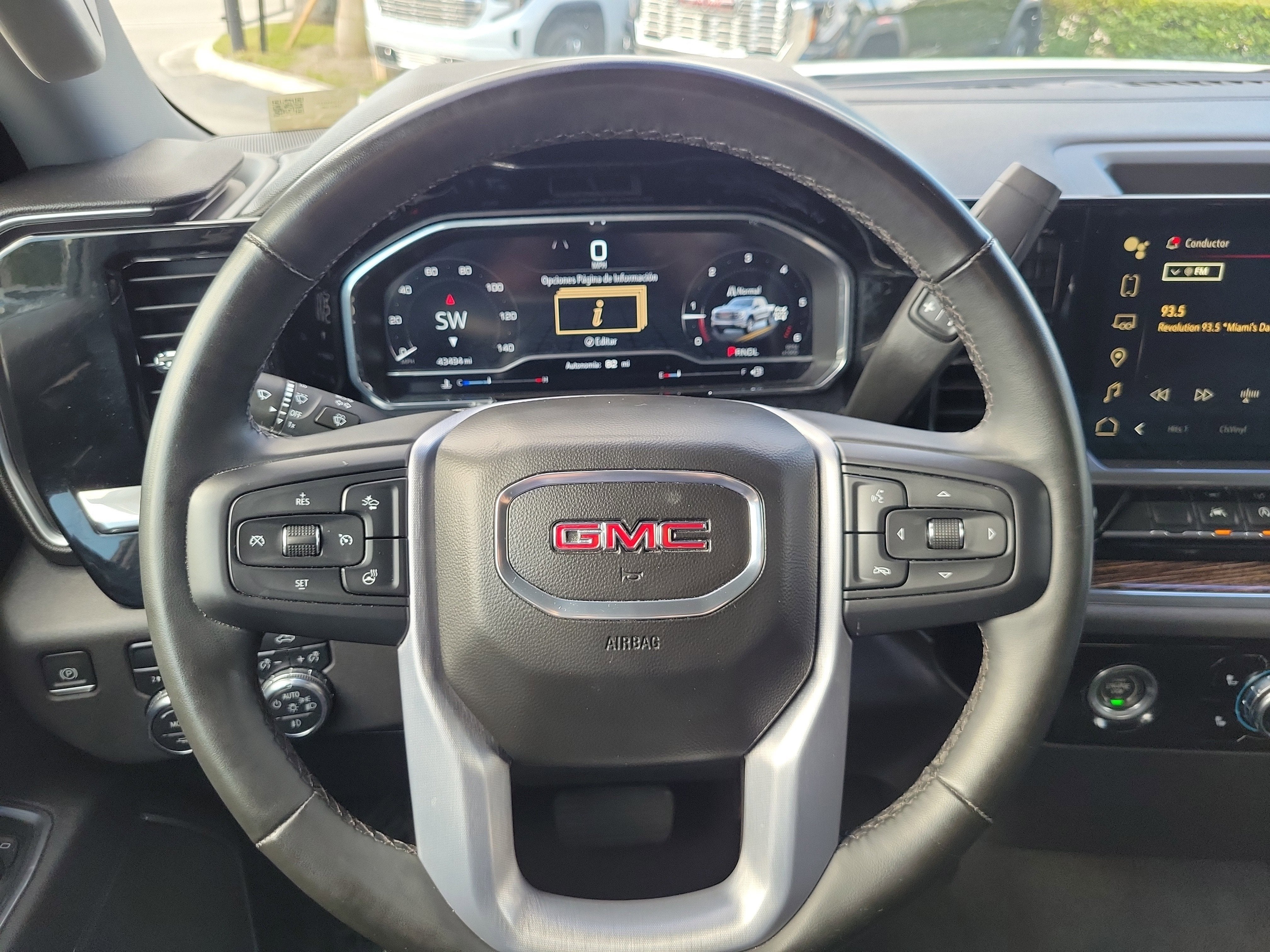 2023 GMC Sierra 1500 Elevation