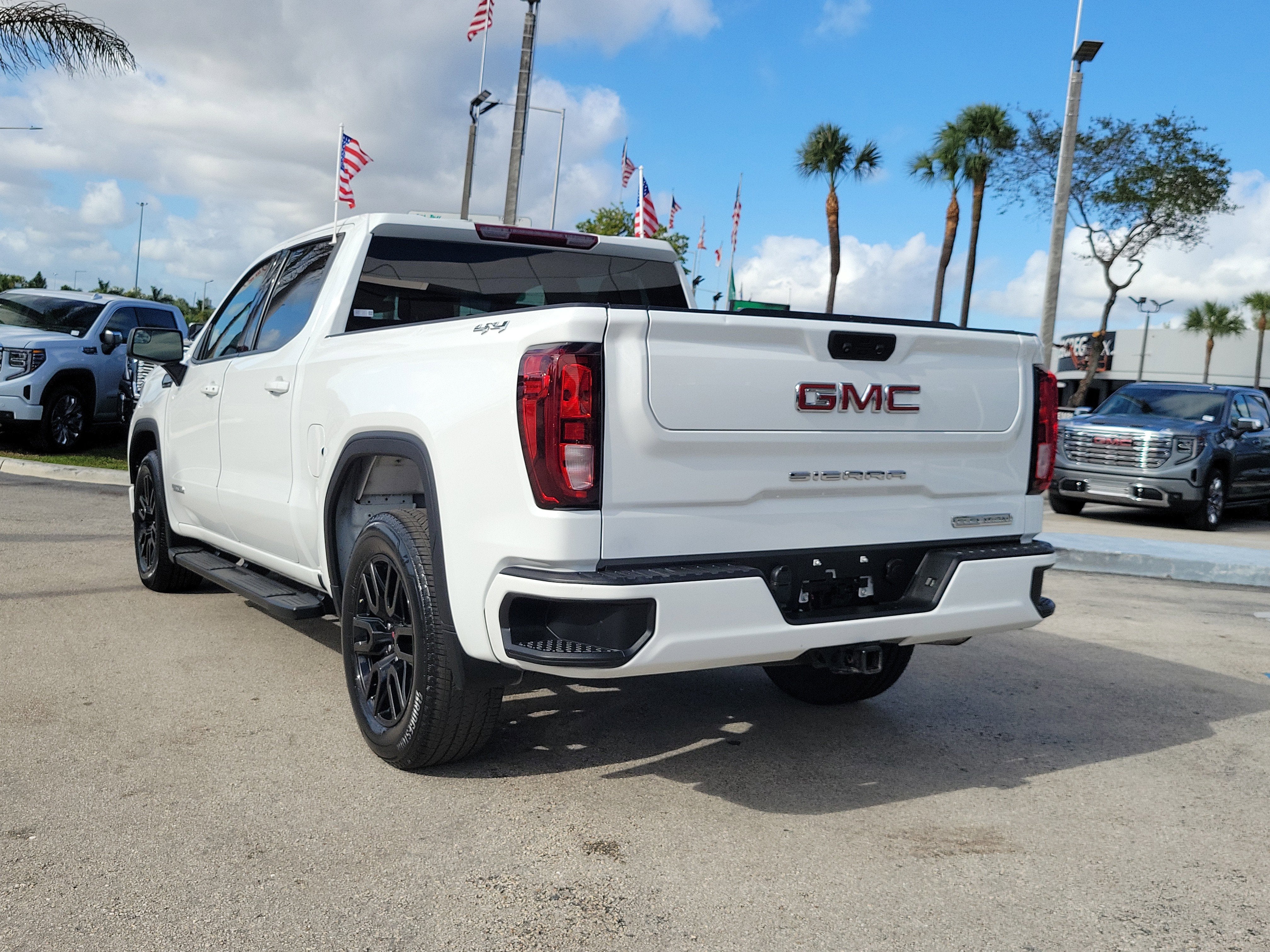 2023 GMC Sierra 1500 Elevation