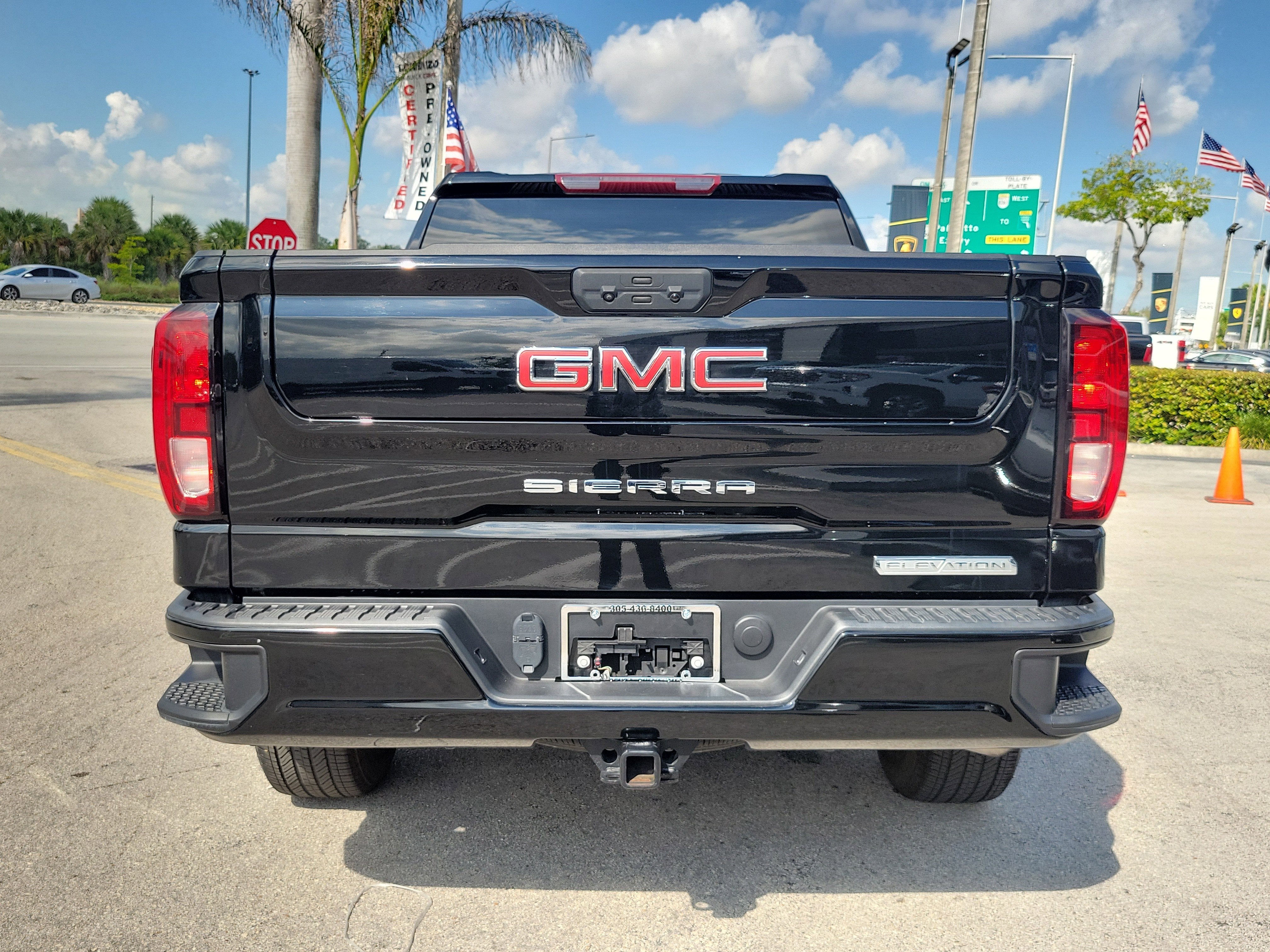2024 GMC Sierra 1500 Elevation