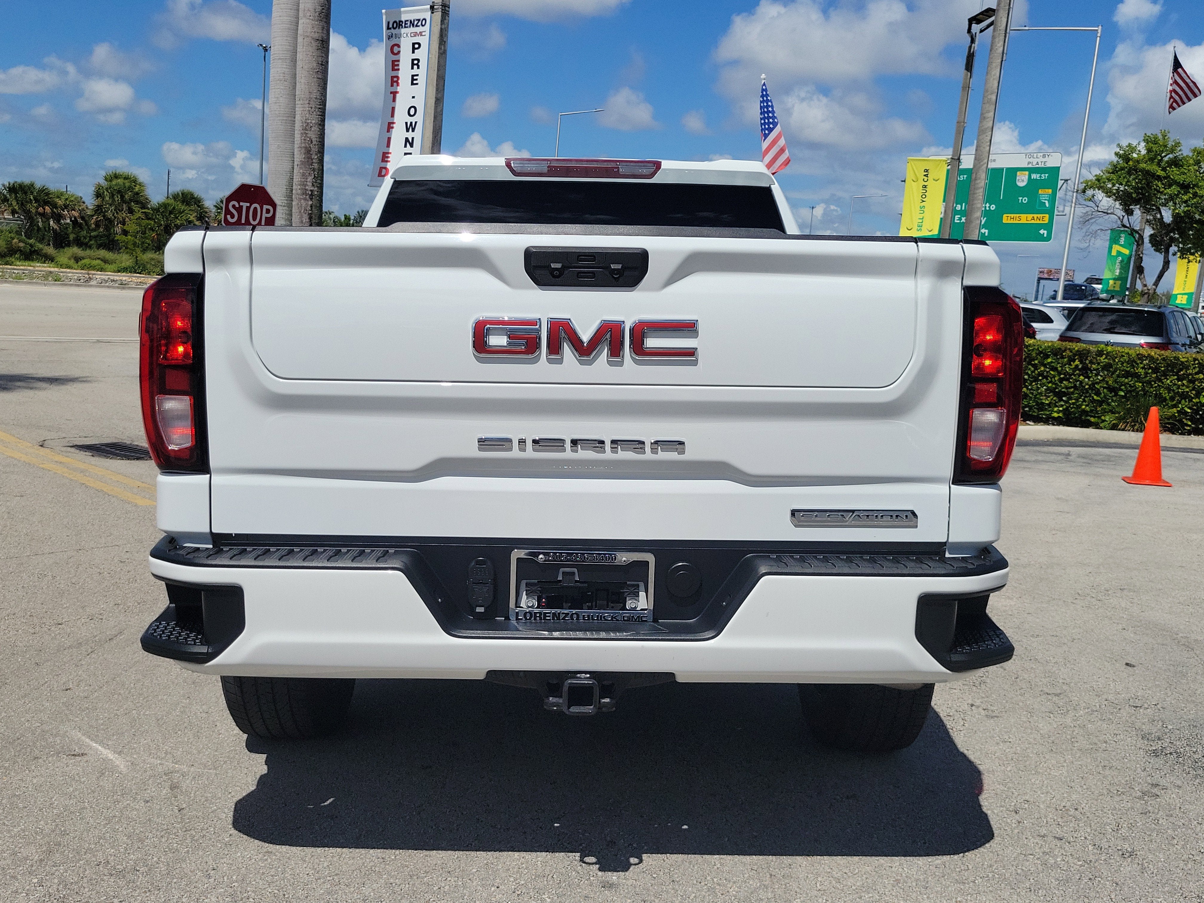2023 GMC Sierra 1500 Elevation