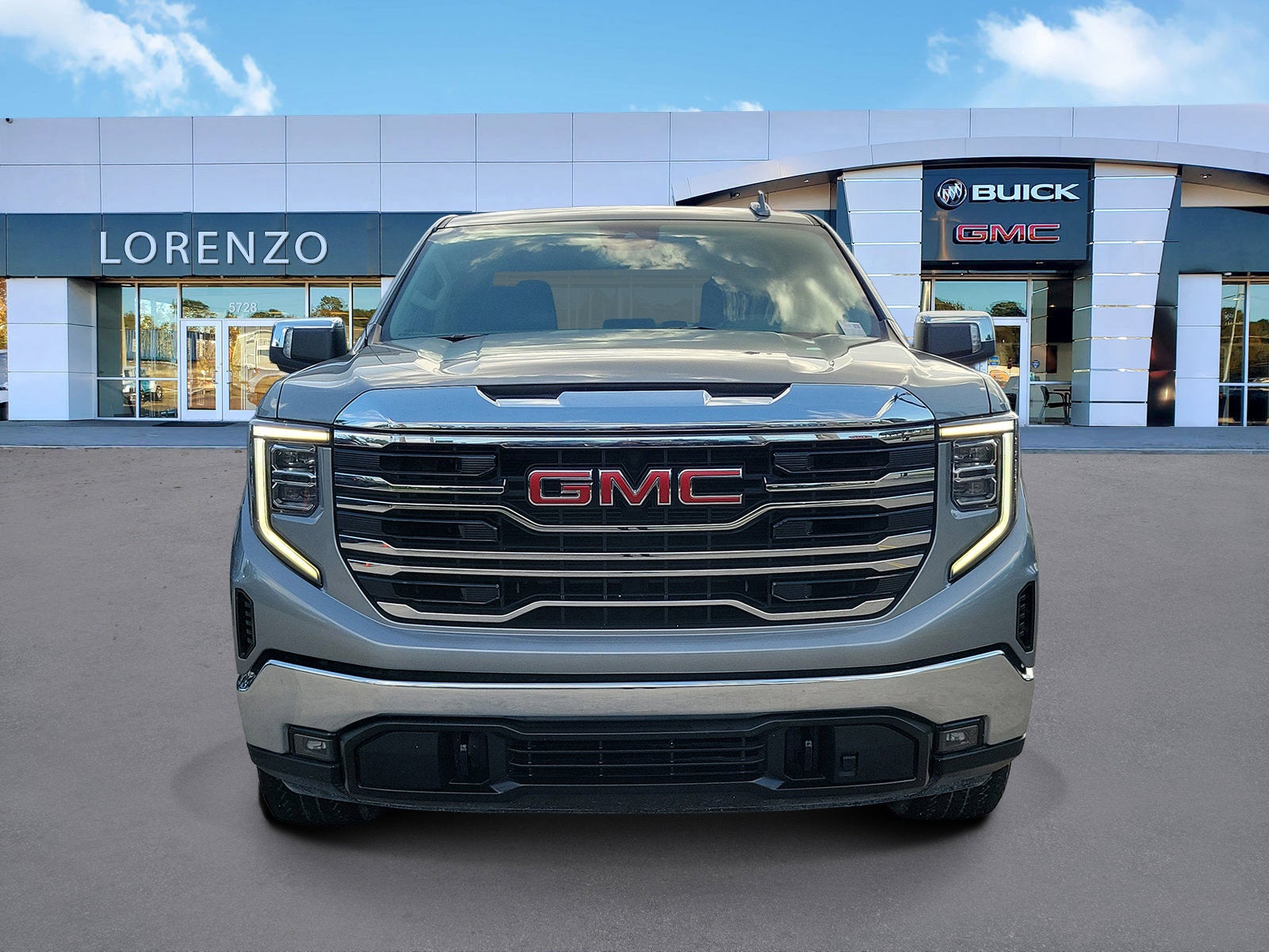 2024 GMC Sierra 1500 SLT