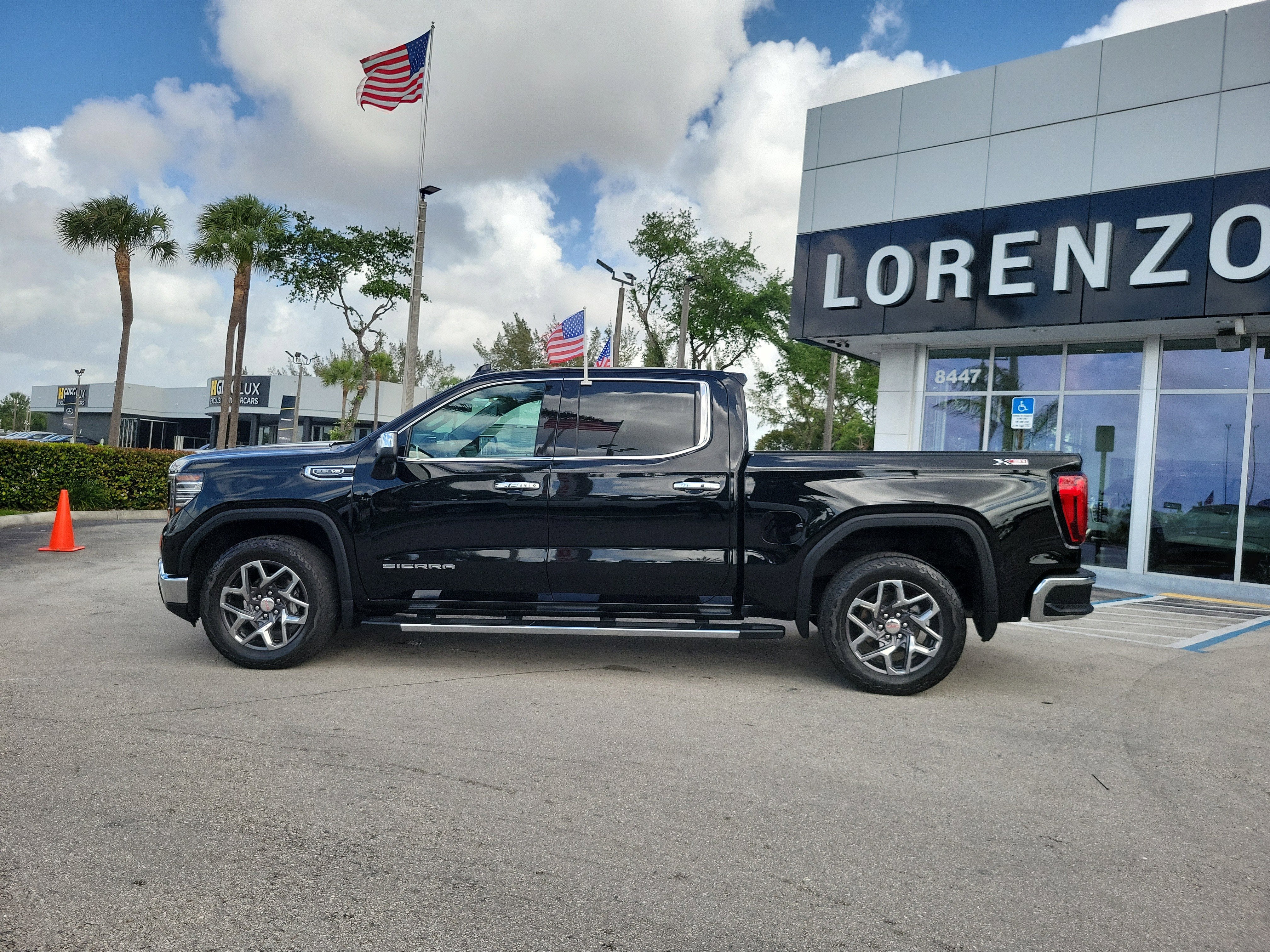 2024 GMC Sierra 1500 SLT