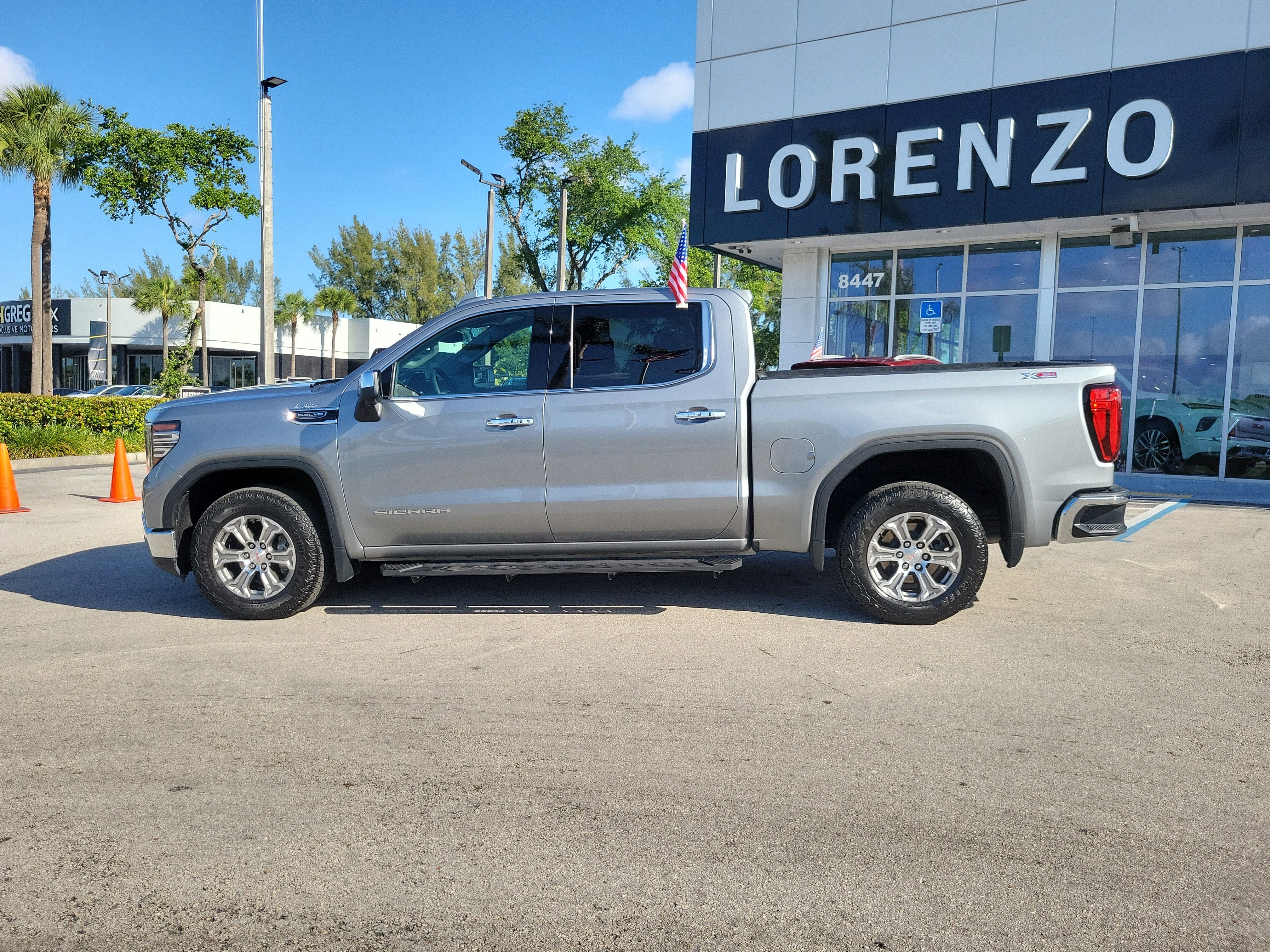 2024 GMC Sierra 1500 SLT
