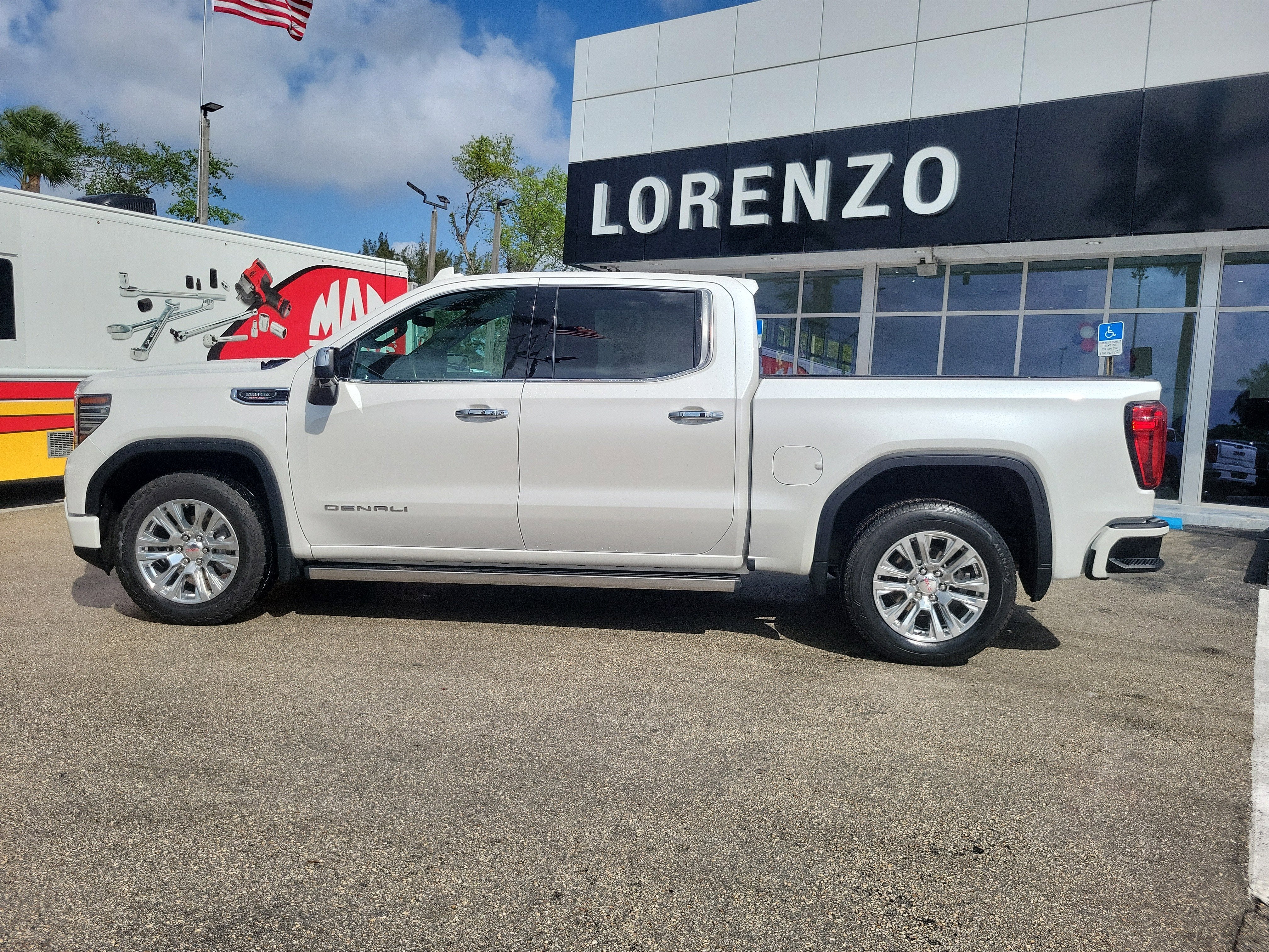 2024 GMC Sierra 1500 Denali
