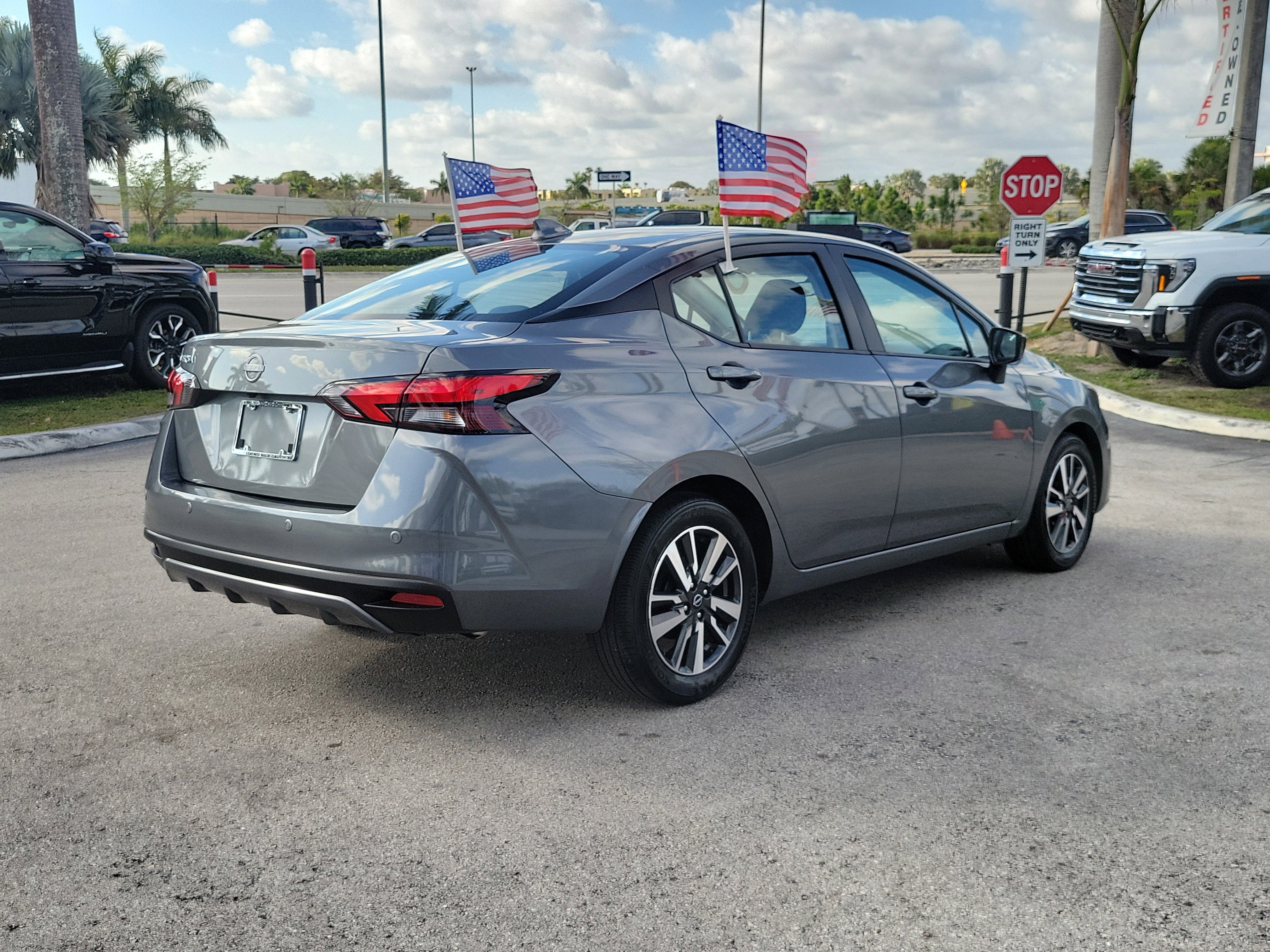 2025 Nissan Versa SV
