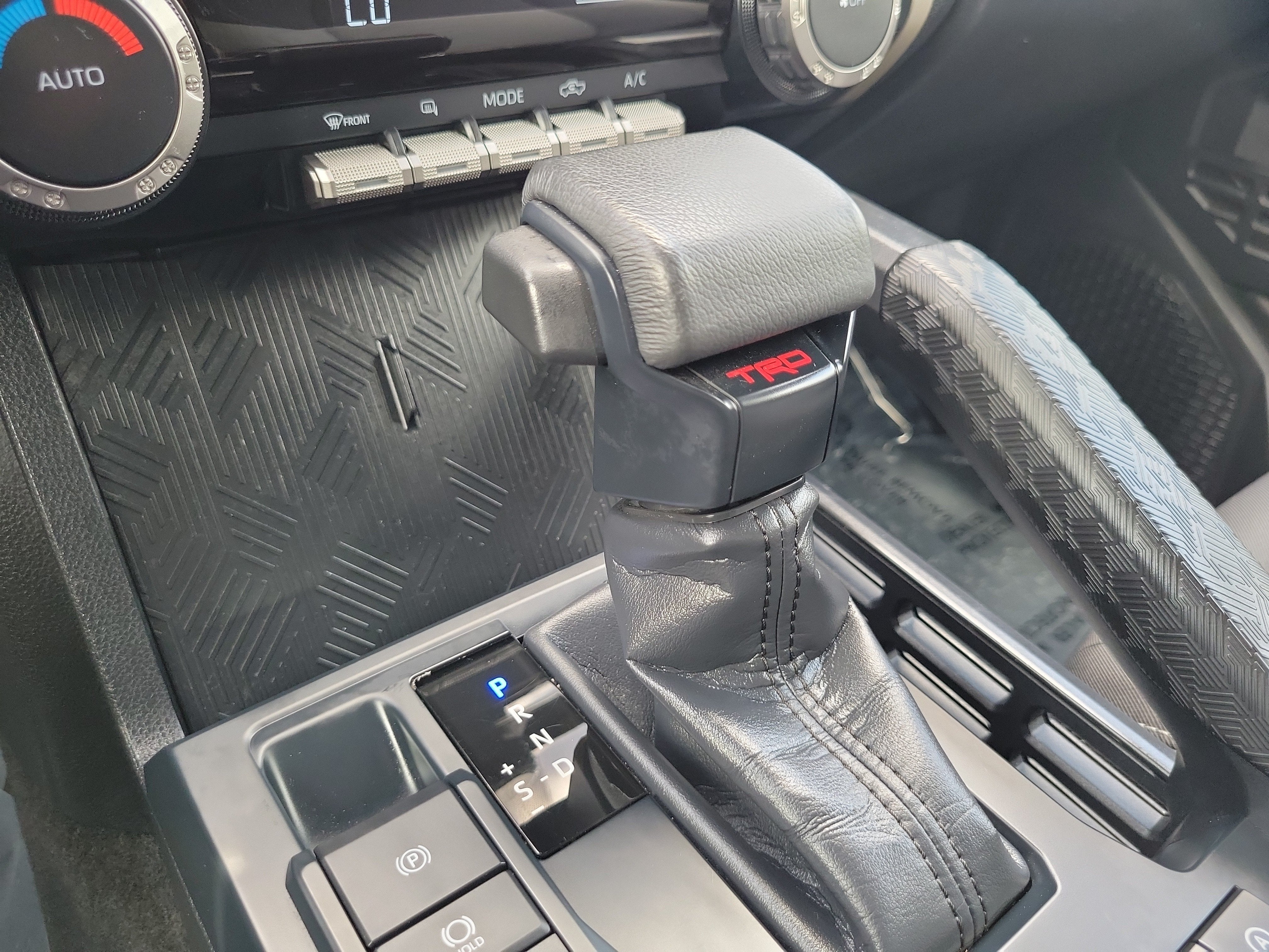 2024 Toyota Tacoma 2WD SR5