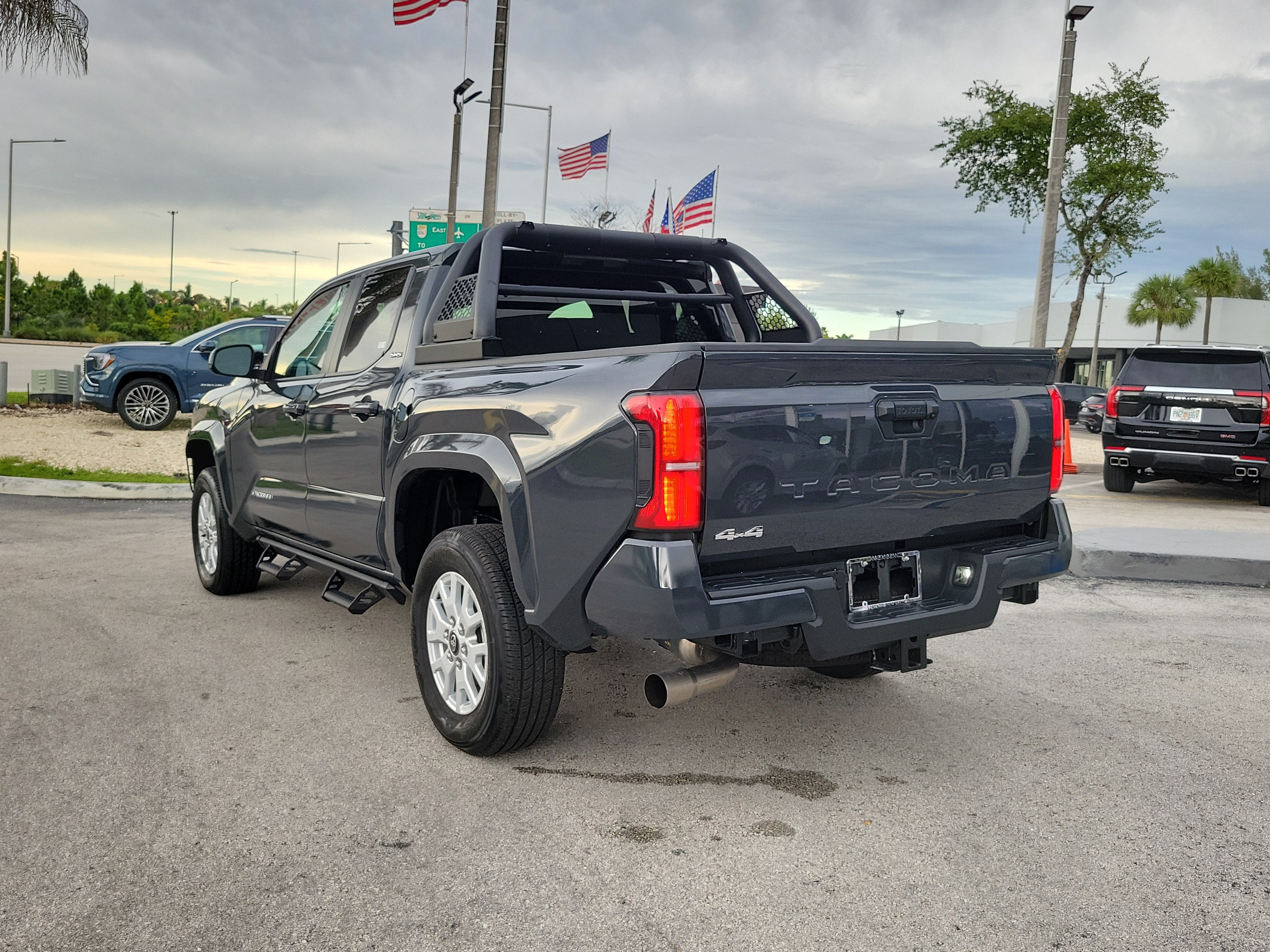 2025 Toyota Tacoma 4WD SR