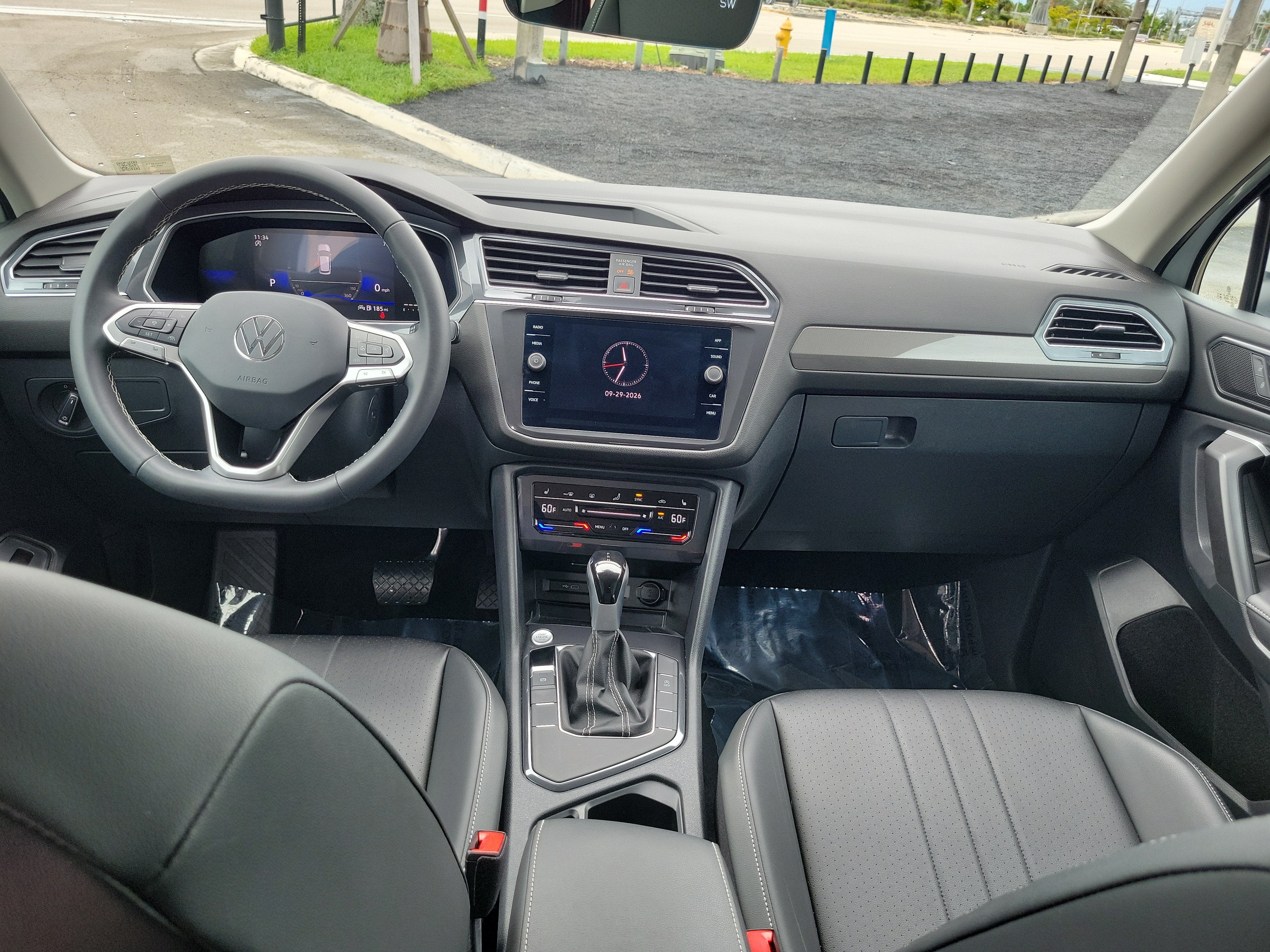 2024 Volkswagen Tiguan SE