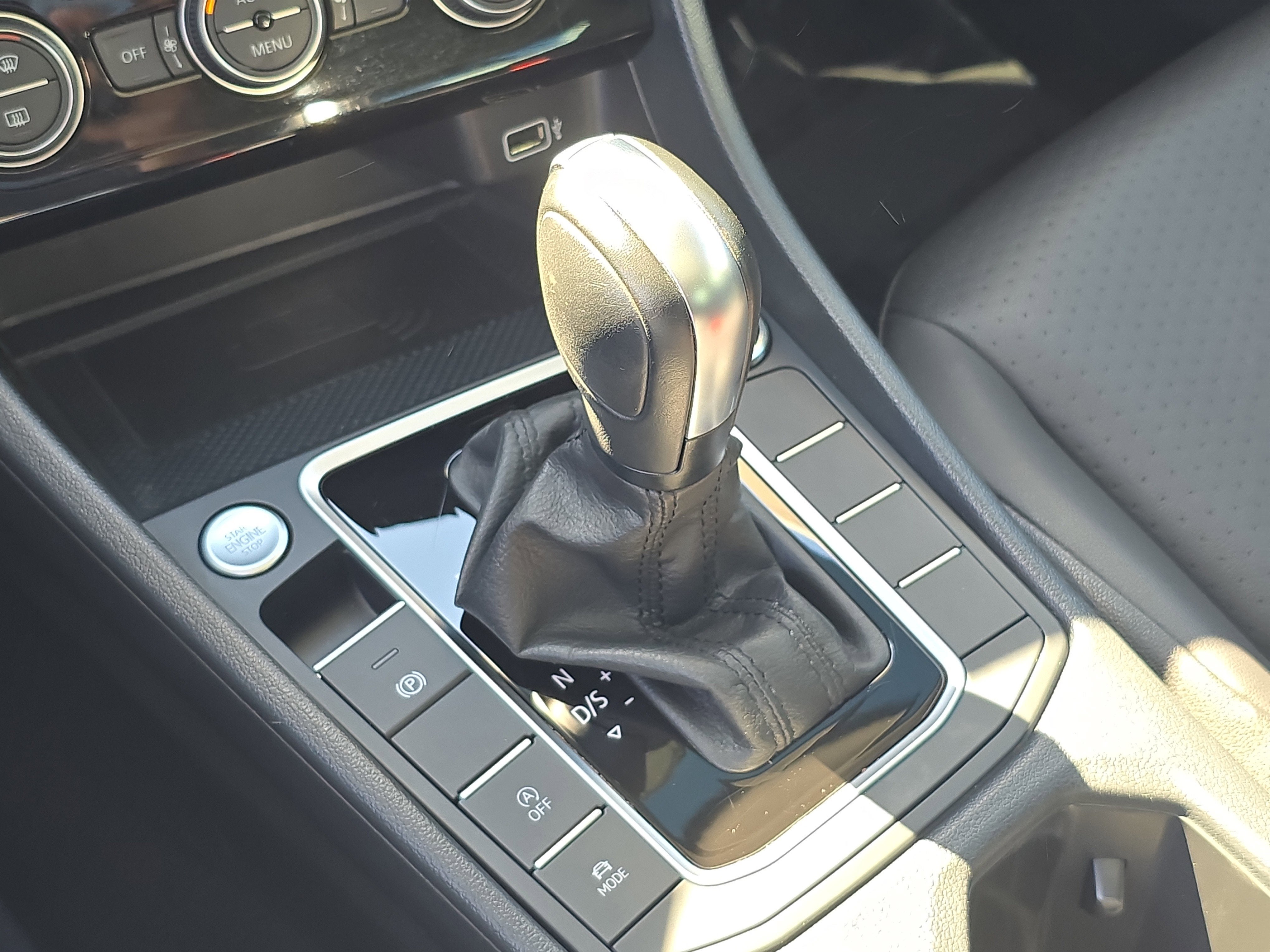 2020 Volkswagen Jetta SEL