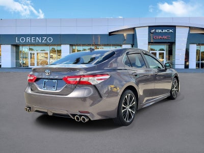 2020 Toyota Camry SE