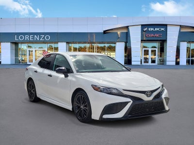 2022 Toyota Camry SE