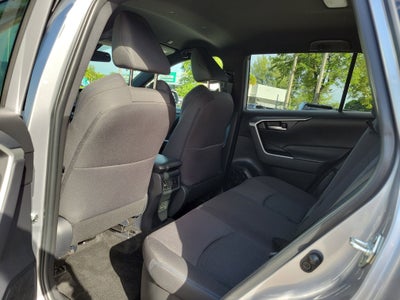 2024 Toyota RAV4 Hybrid SE