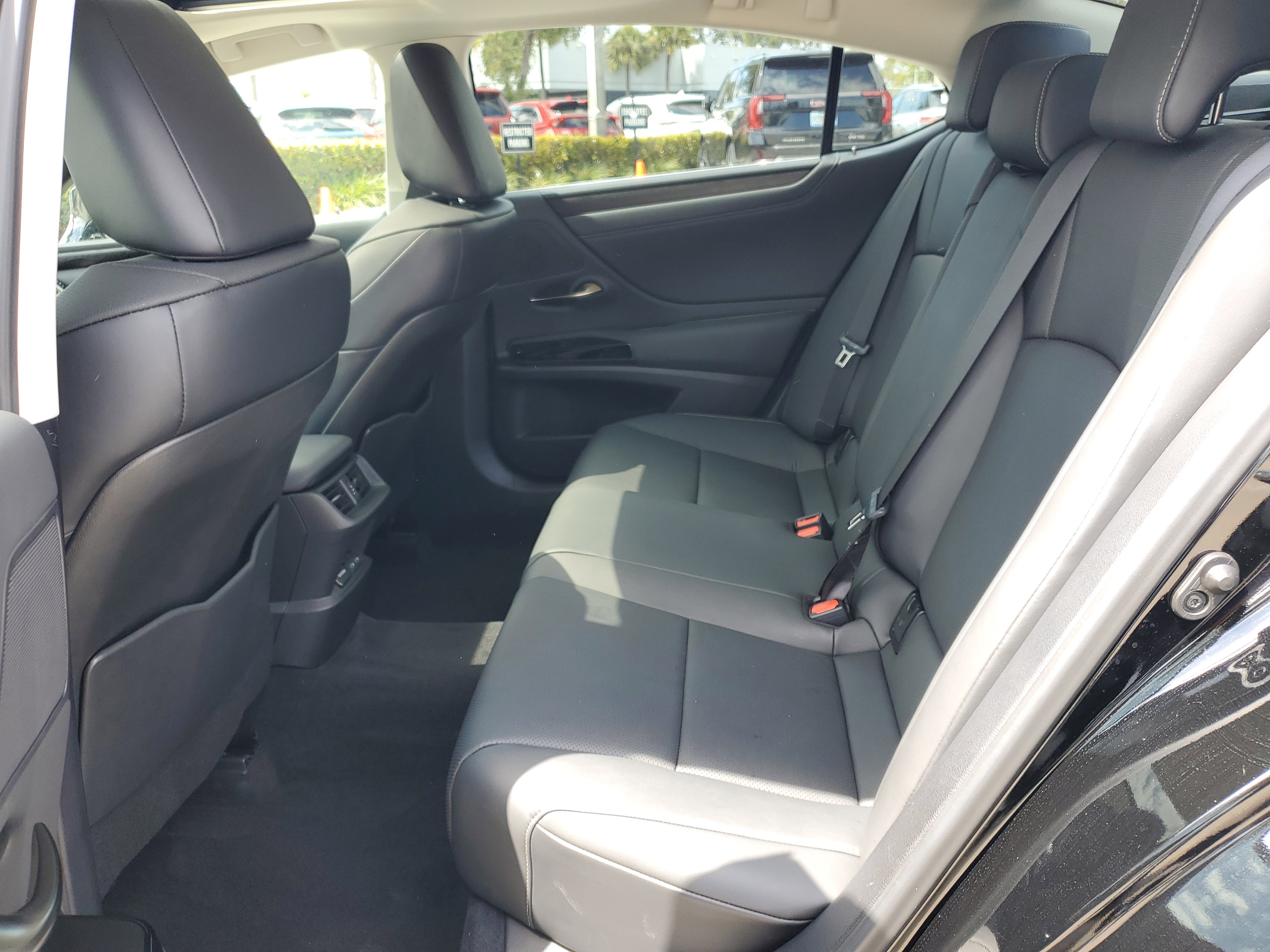 2024 Lexus ES ES 350