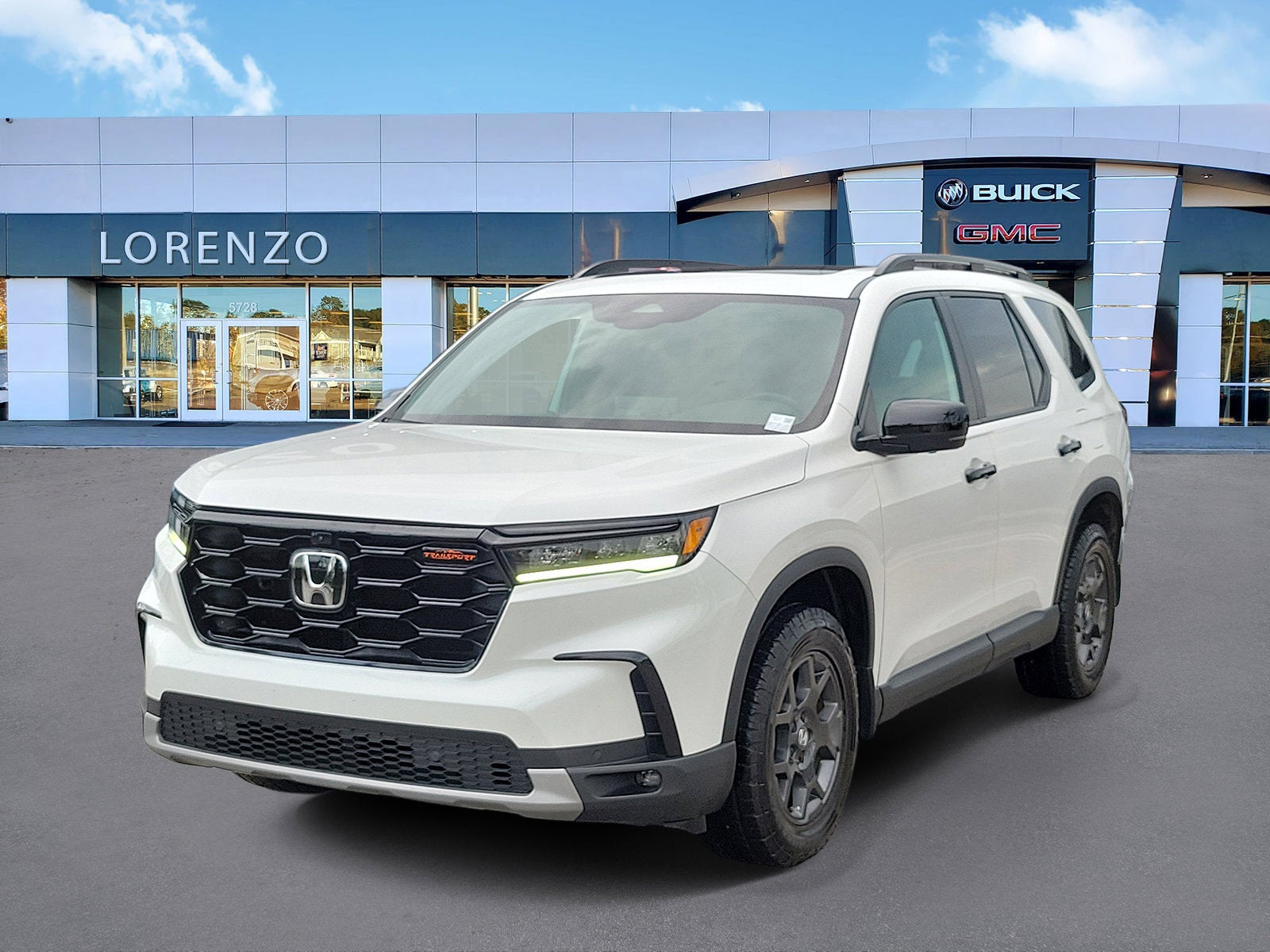 2024 Honda Pilot TrailSport AWD's photo