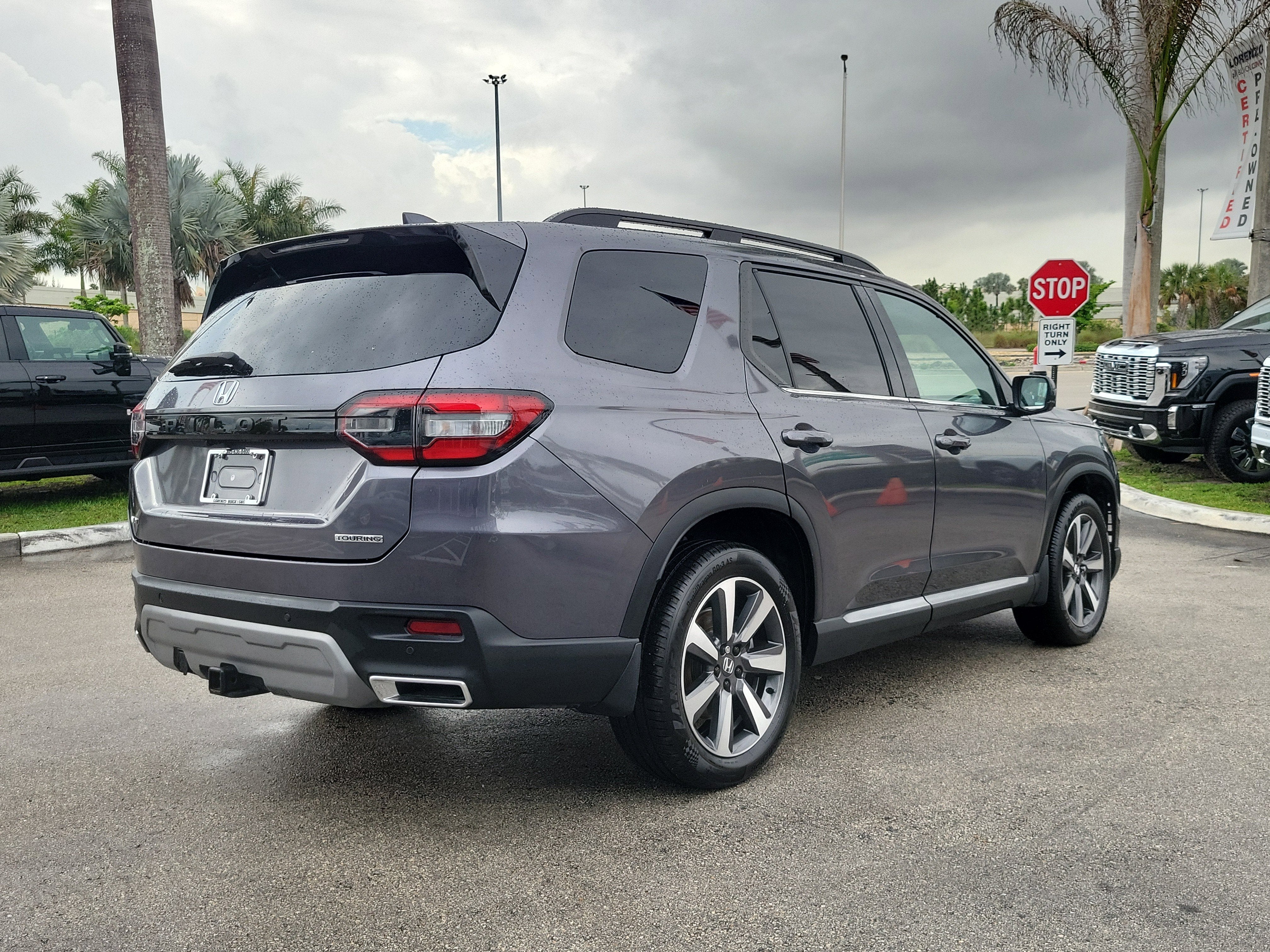 2024 Honda Pilot Touring