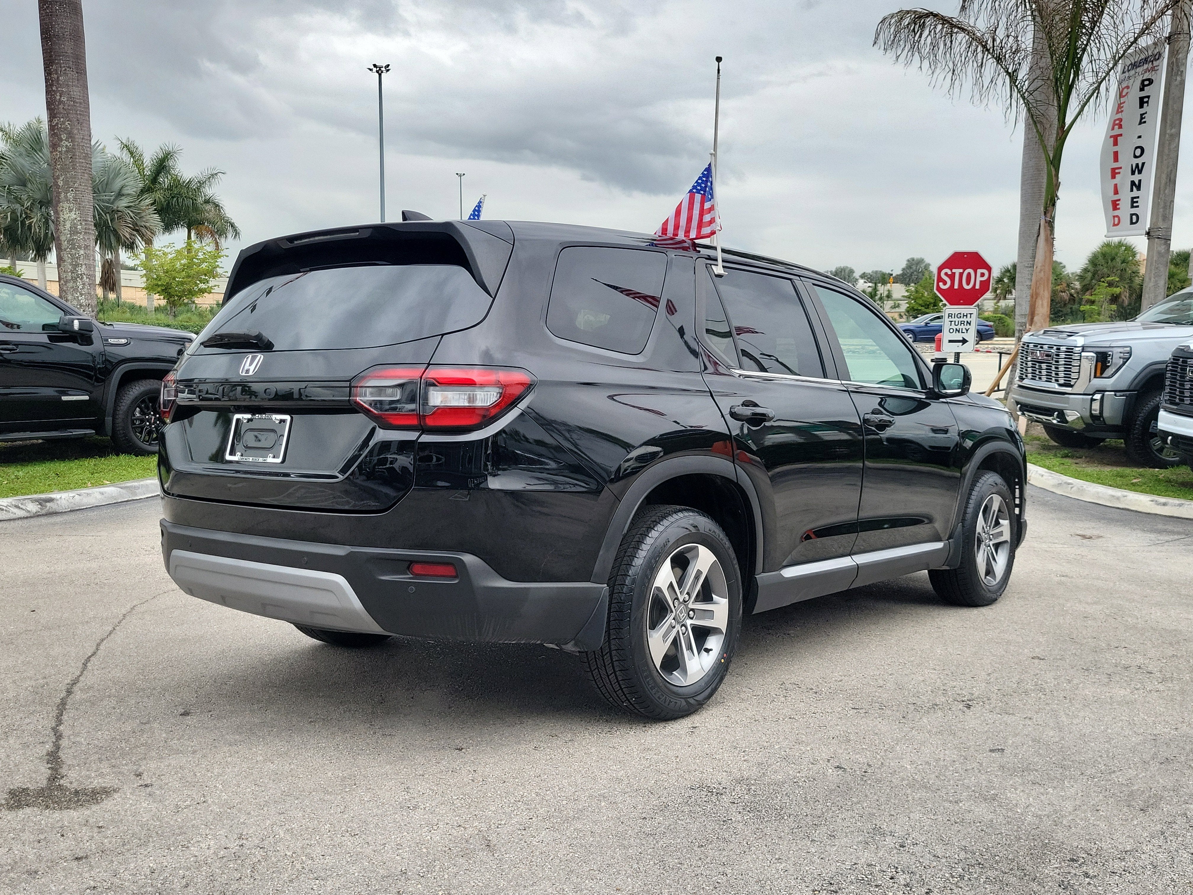 2023 Honda Pilot EX-L 7 Passenger
