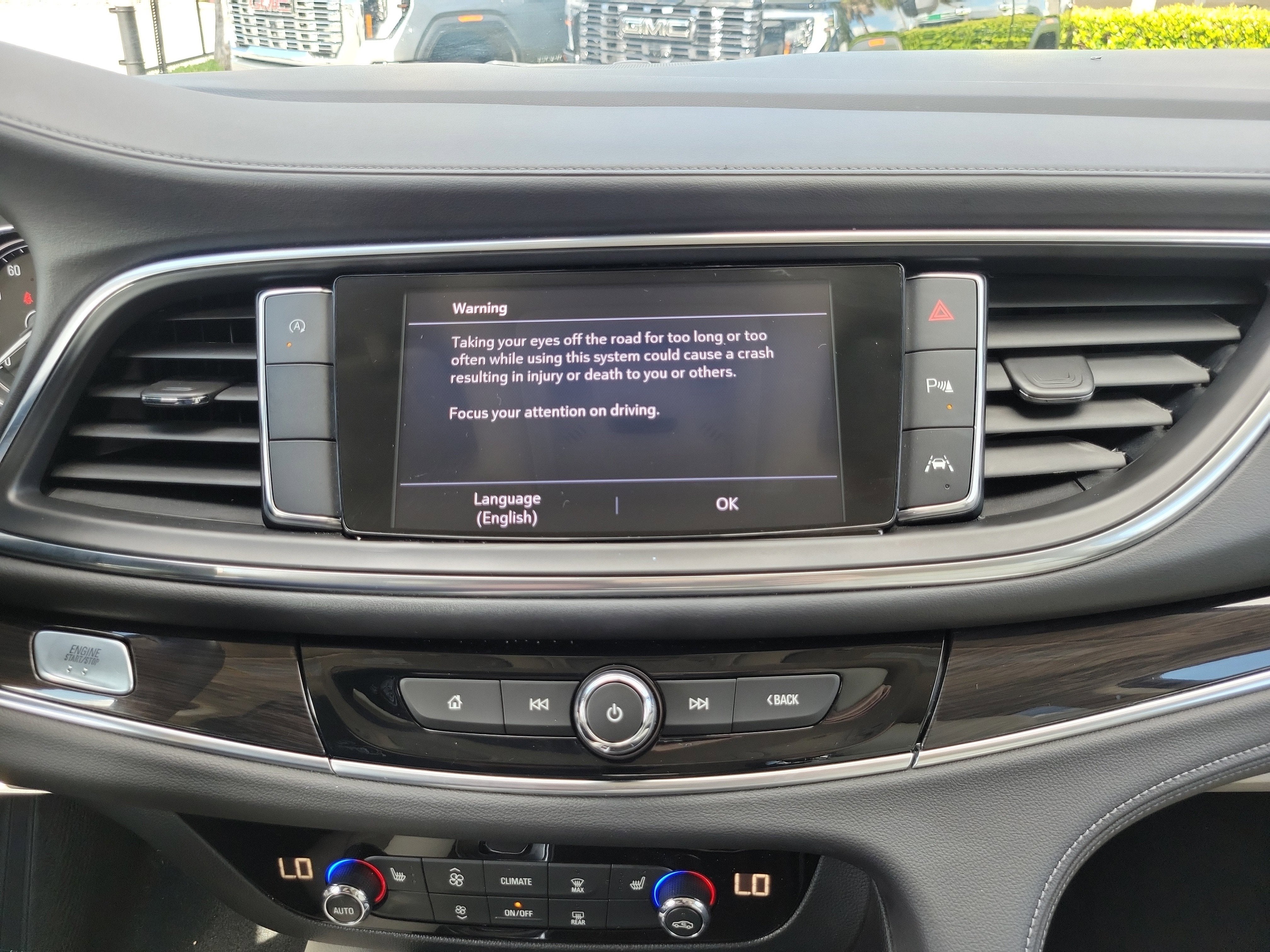 2022 Buick Enclave Essence