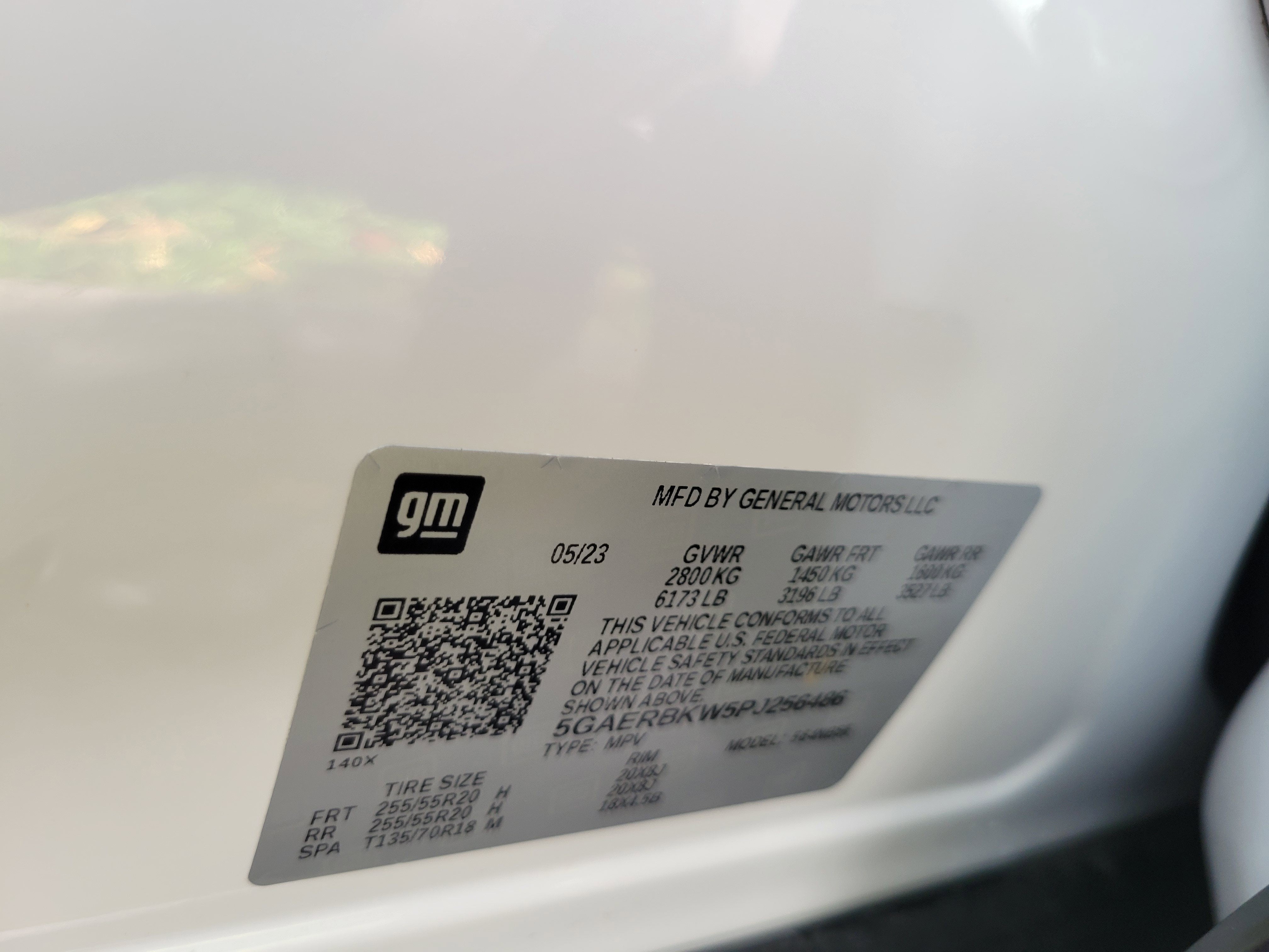 2023 Buick Enclave Essence