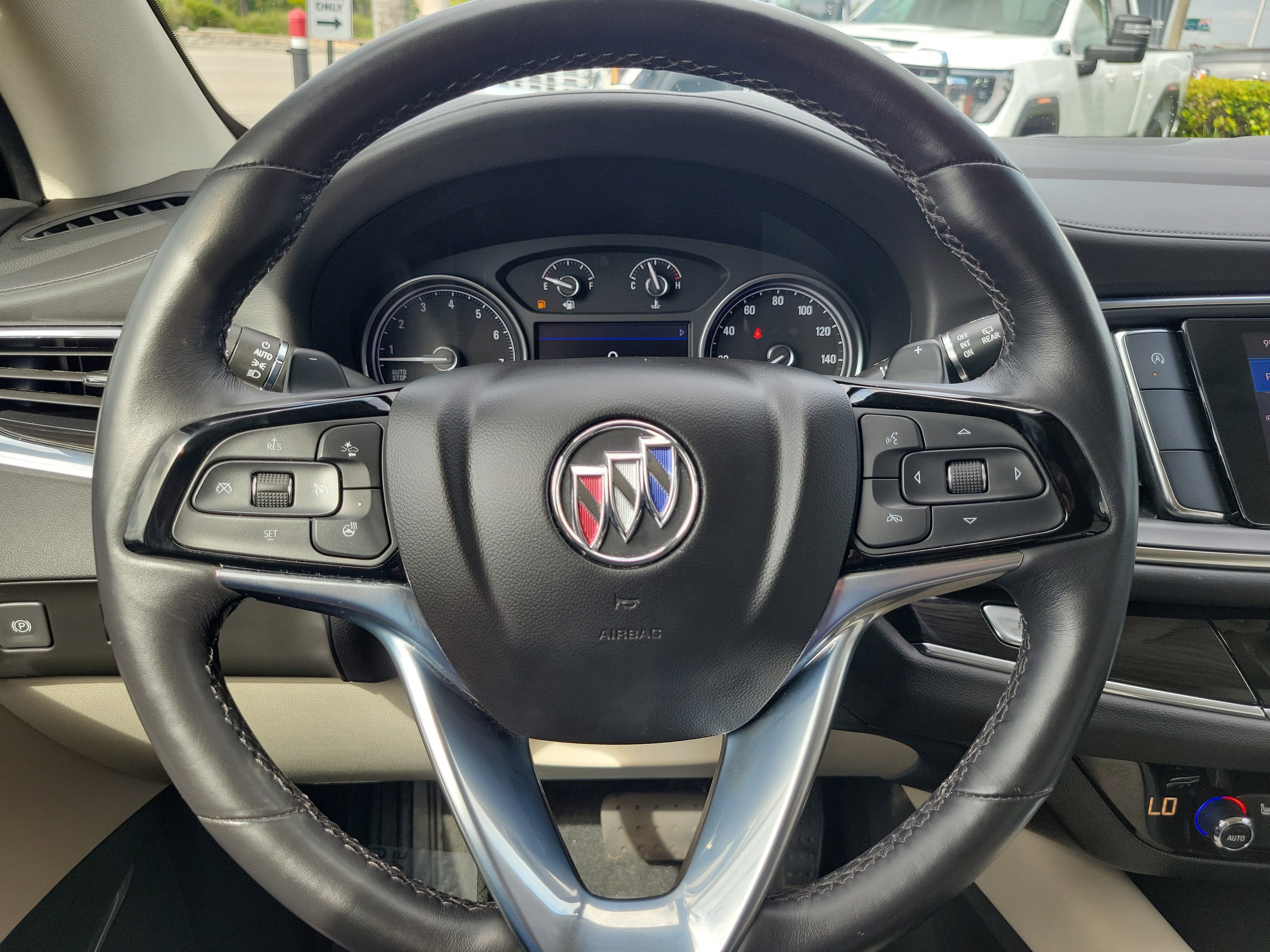 2024 Buick Enclave Essence