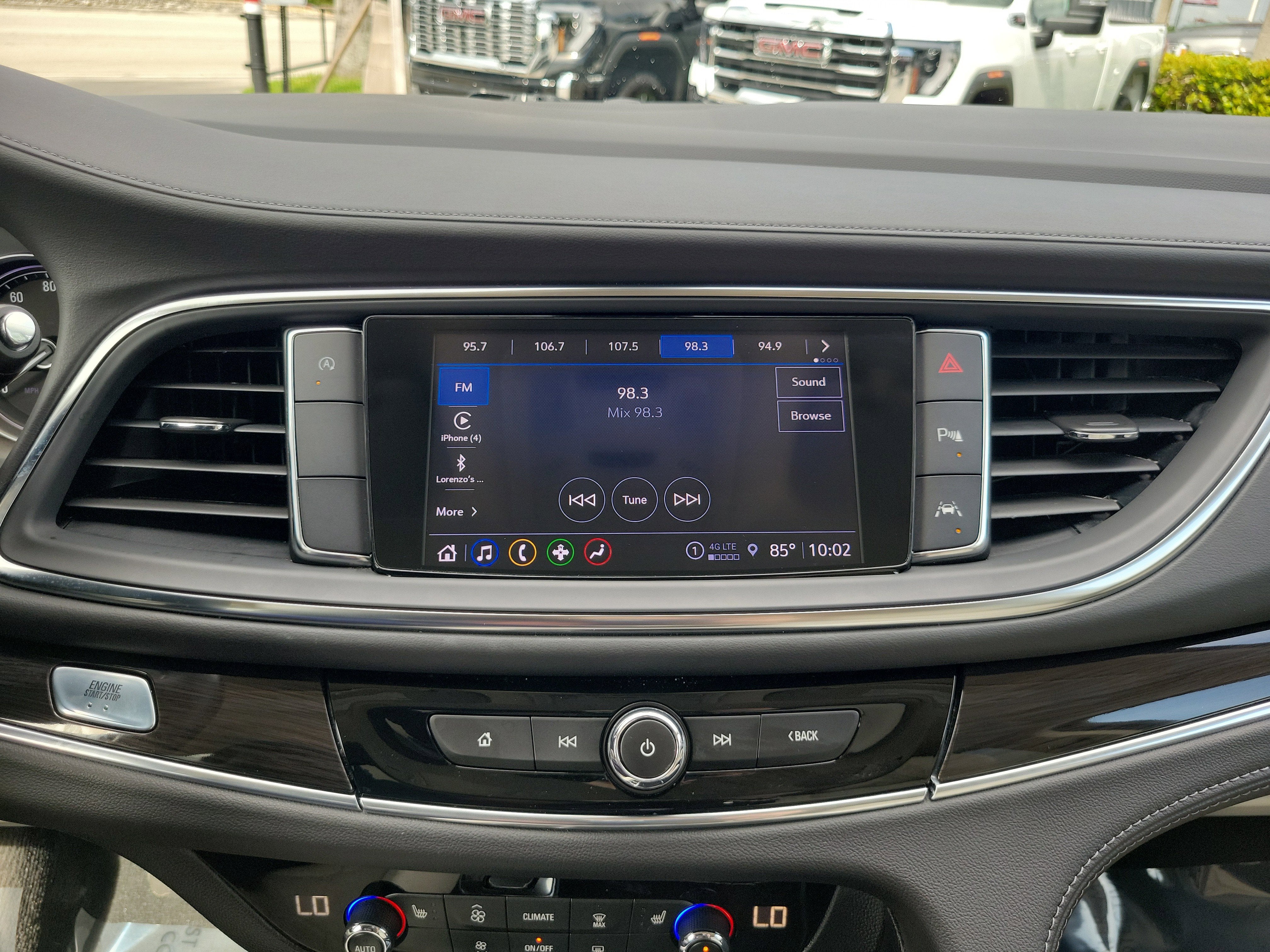 2024 Buick Enclave Essence
