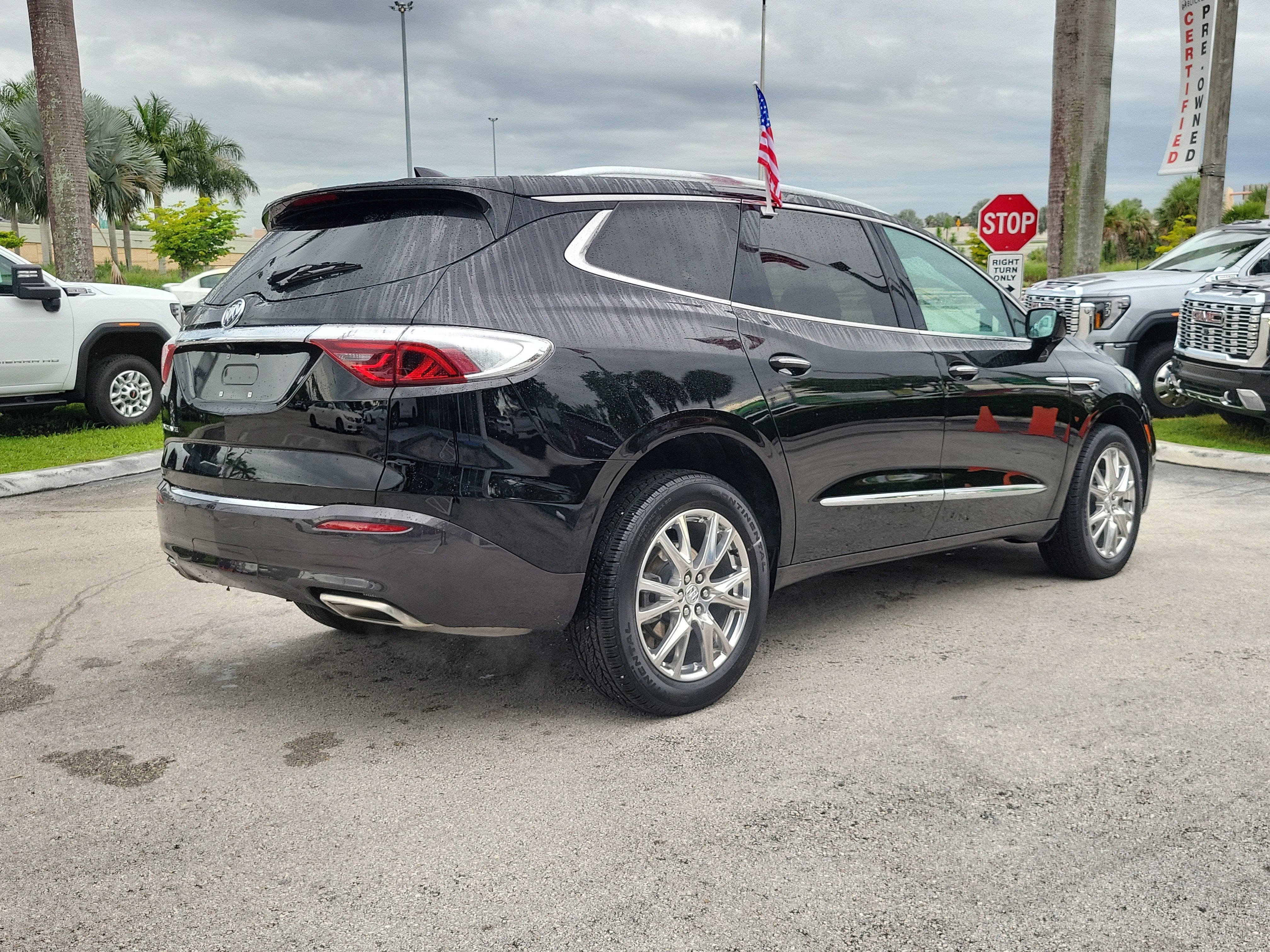2024 Buick Enclave Essence