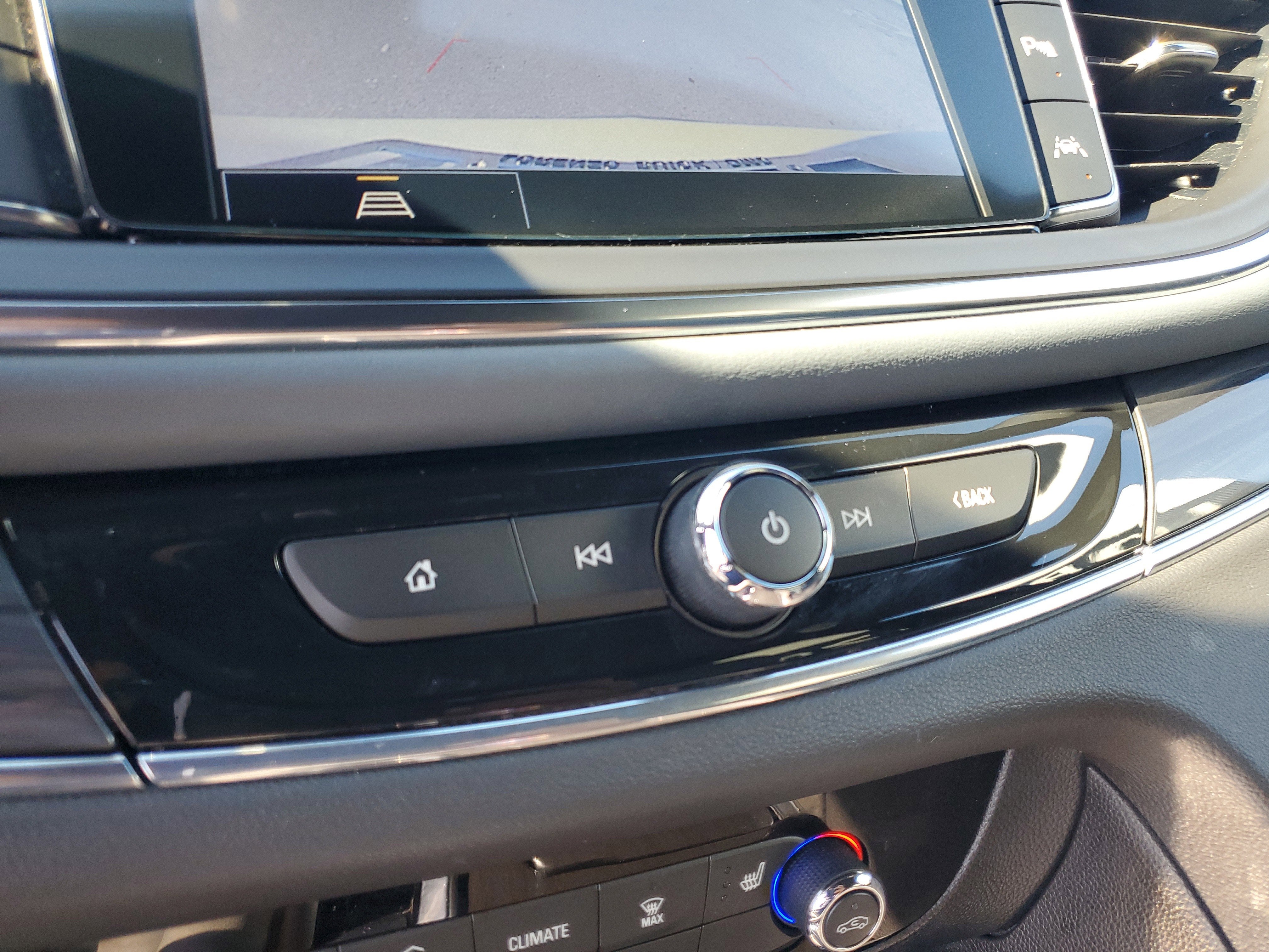 2024 Buick Enclave Essence