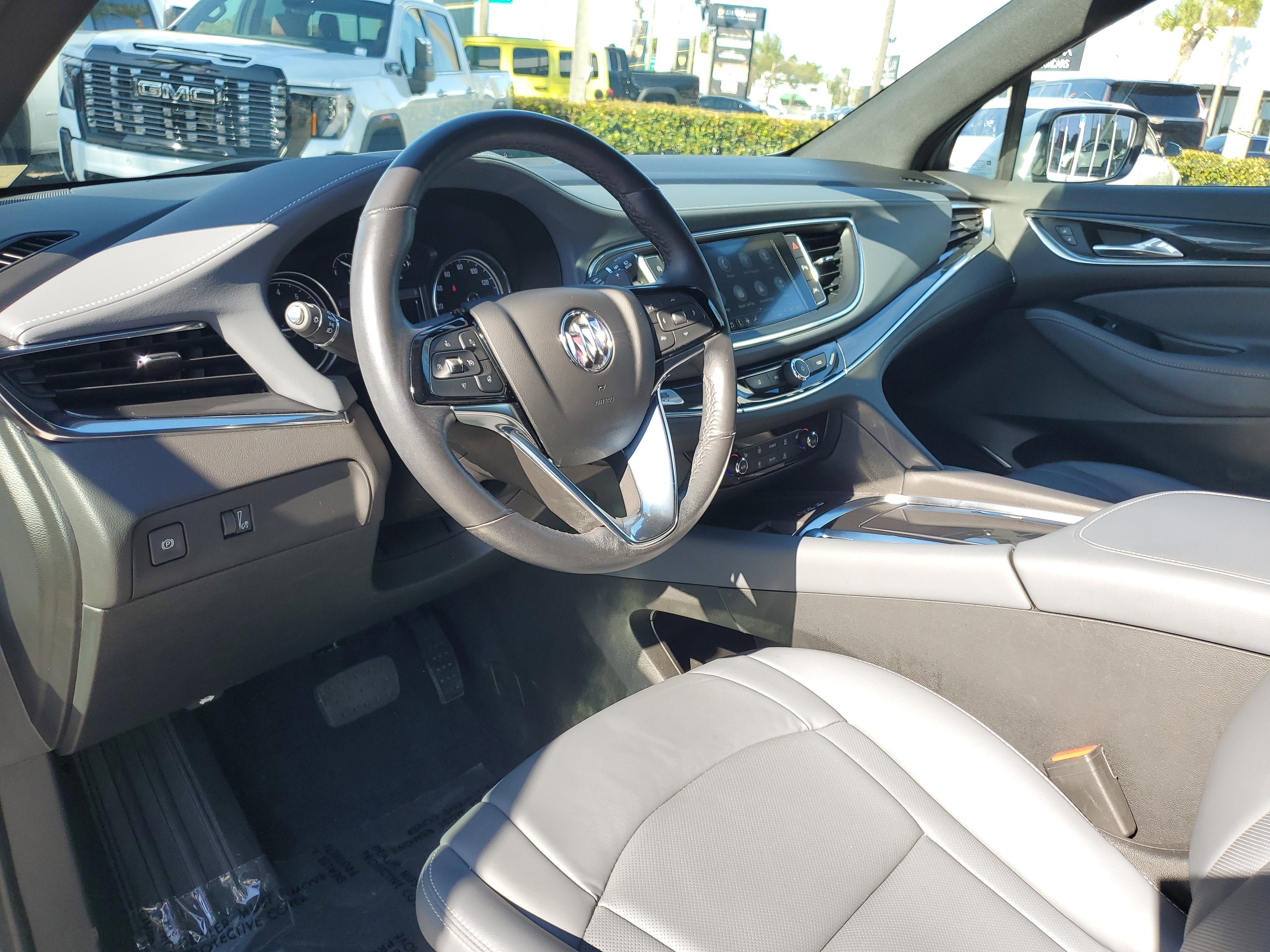 2024 Buick Enclave Essence