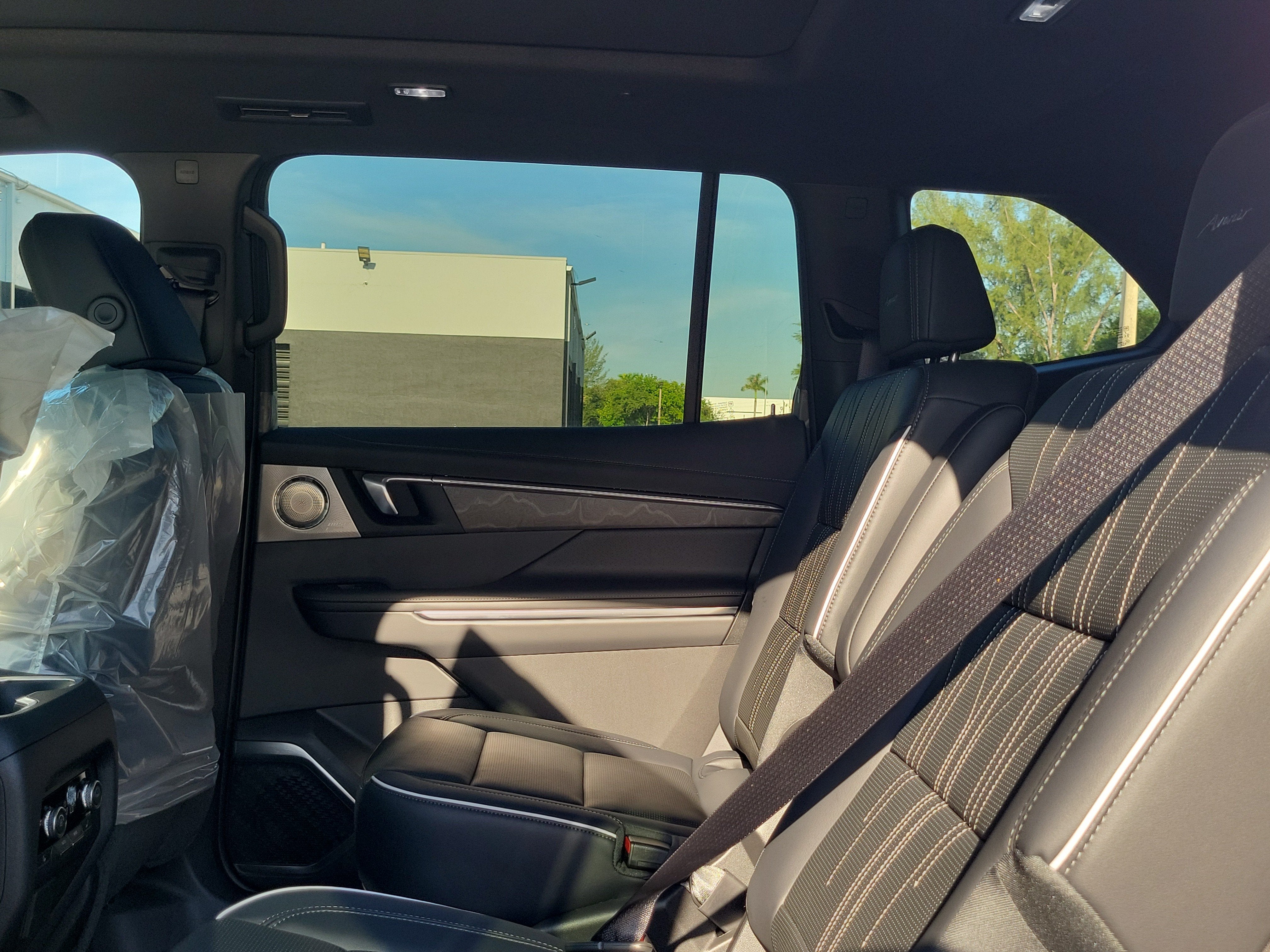 2027 Buick Enclave Avenir