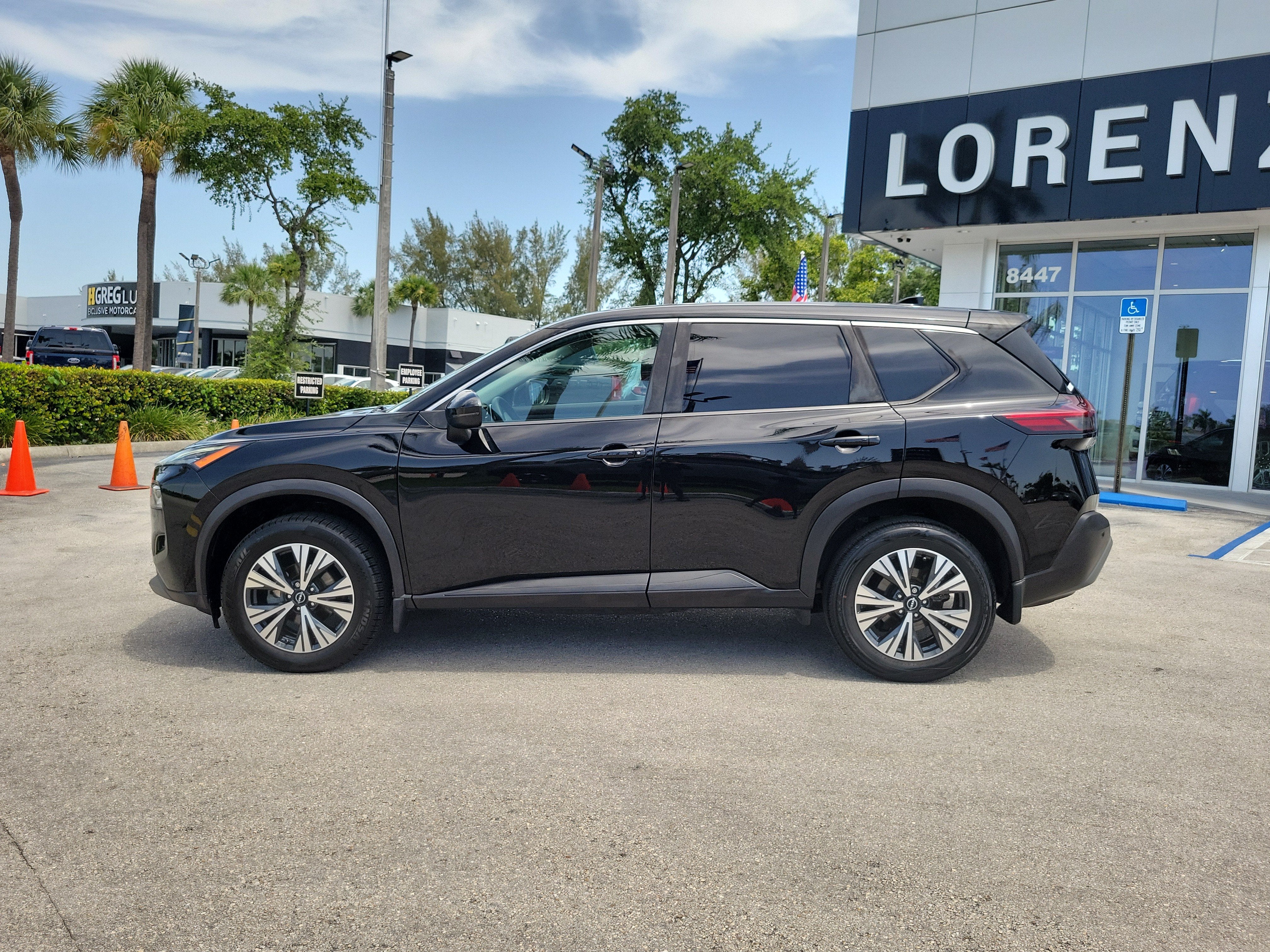 2022 Nissan Rogue SV