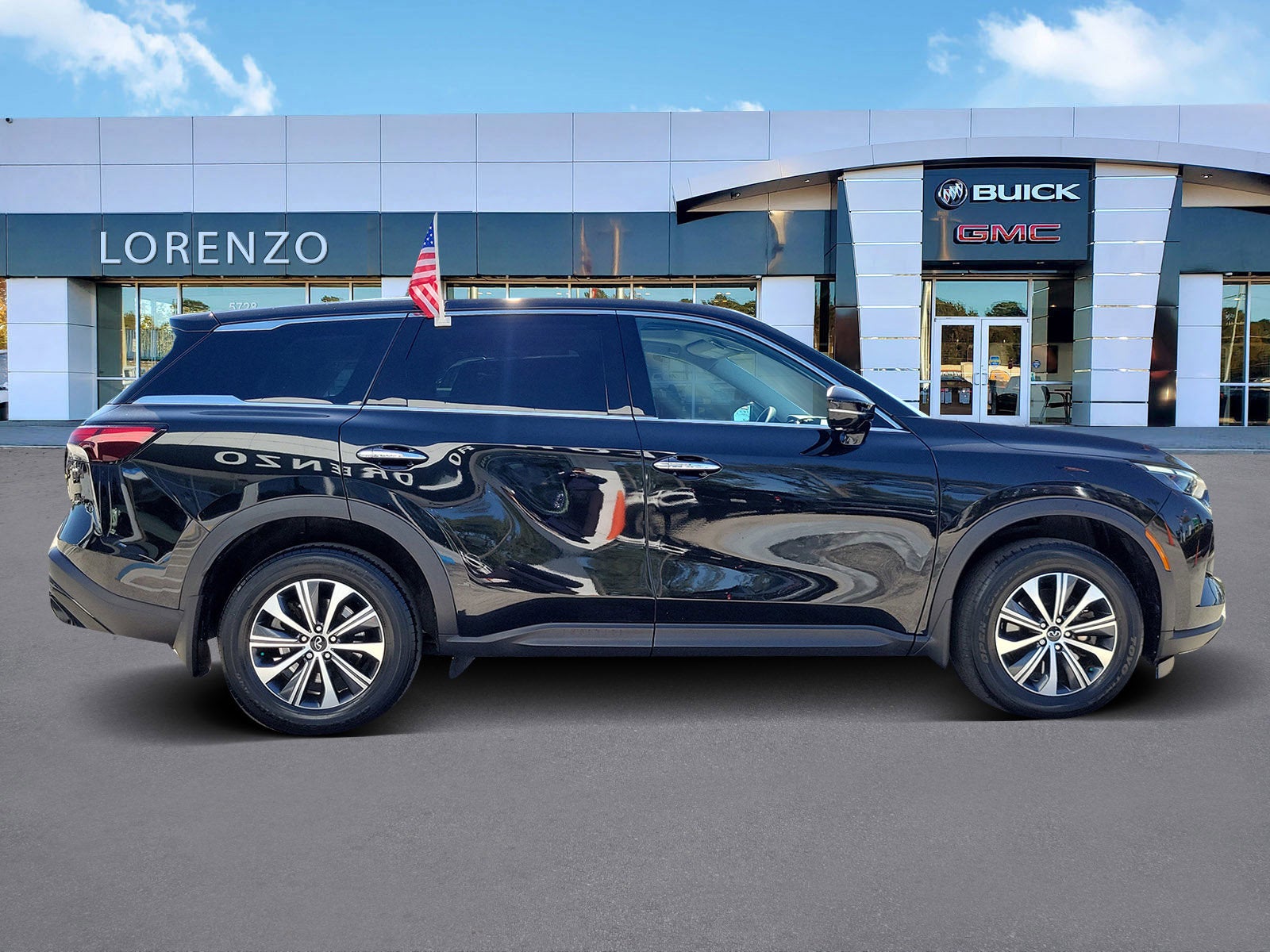 2023 INFINITI QX60 PURE