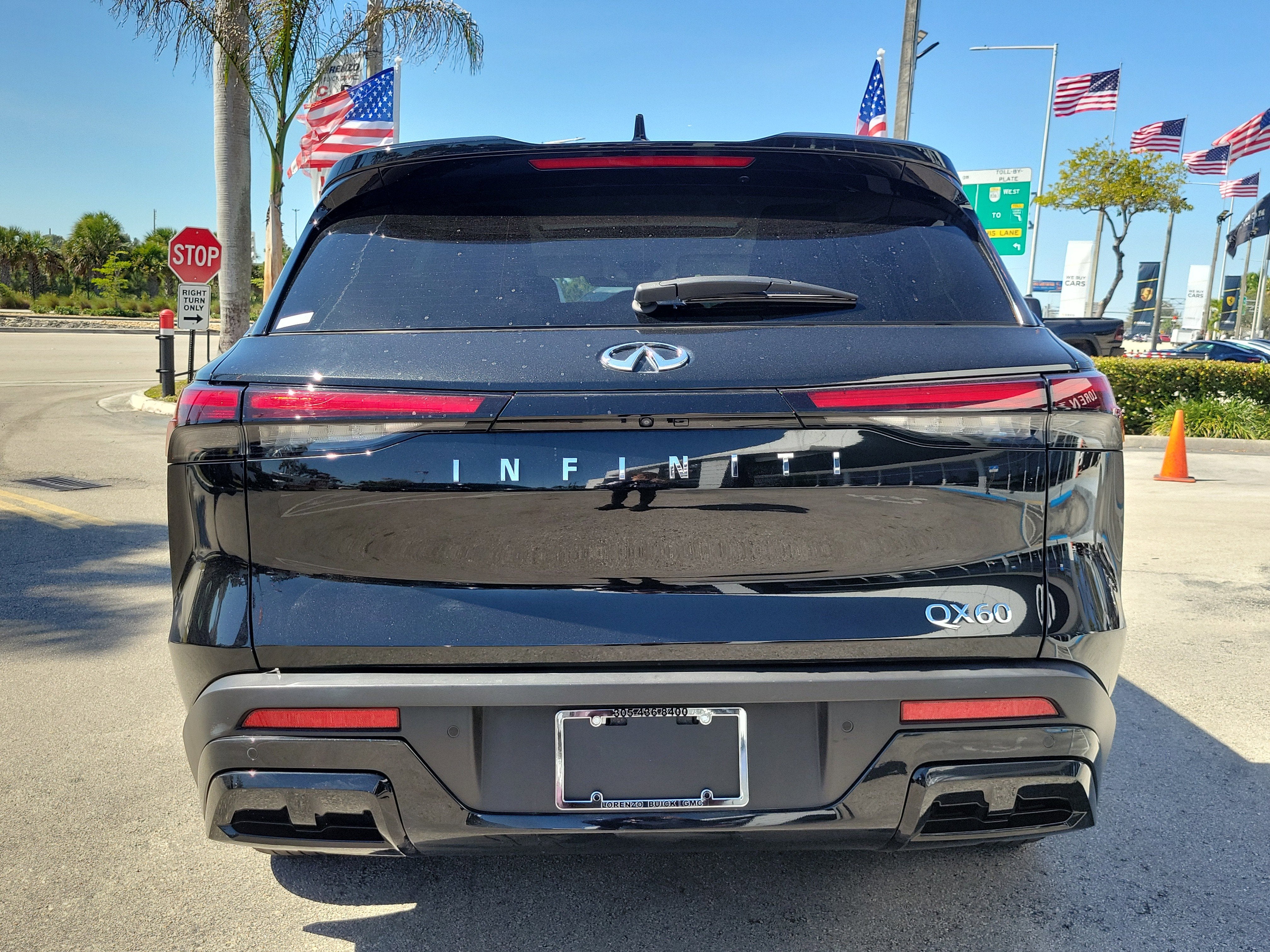 2023 INFINITI QX60 PURE