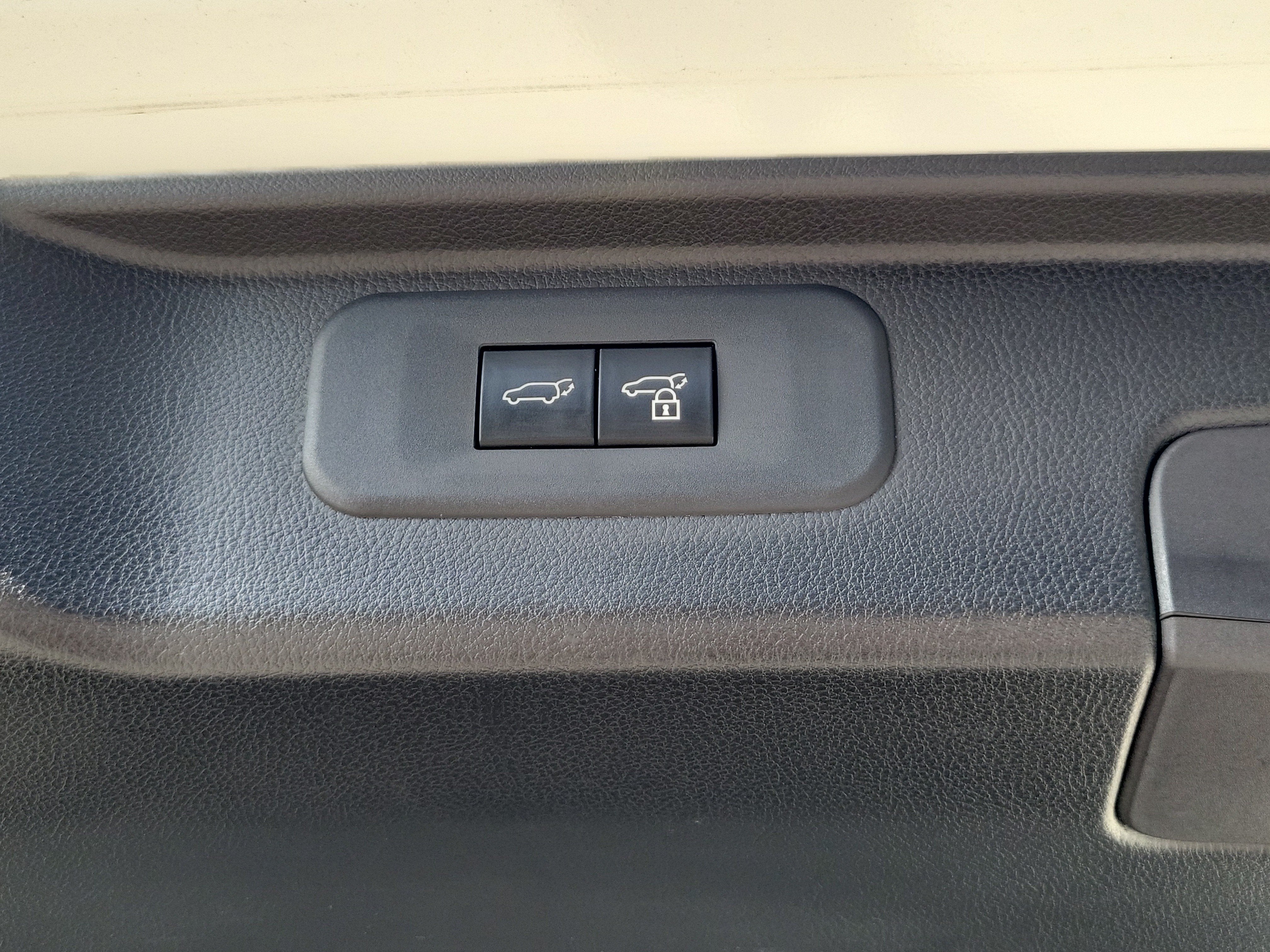 2025 Toyota Grand Highlander Hybrid XLE