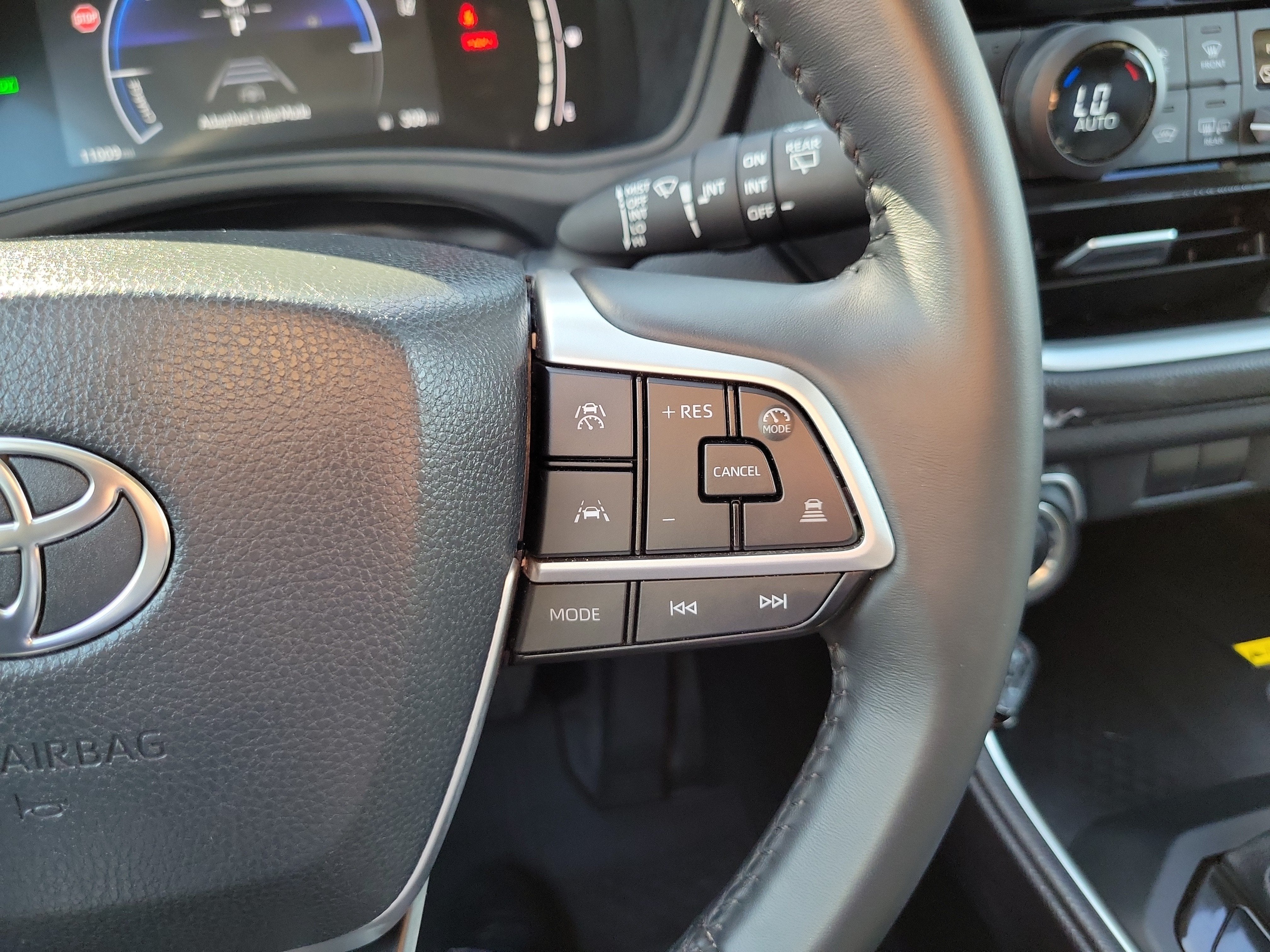 2025 Toyota Grand Highlander Hybrid XLE