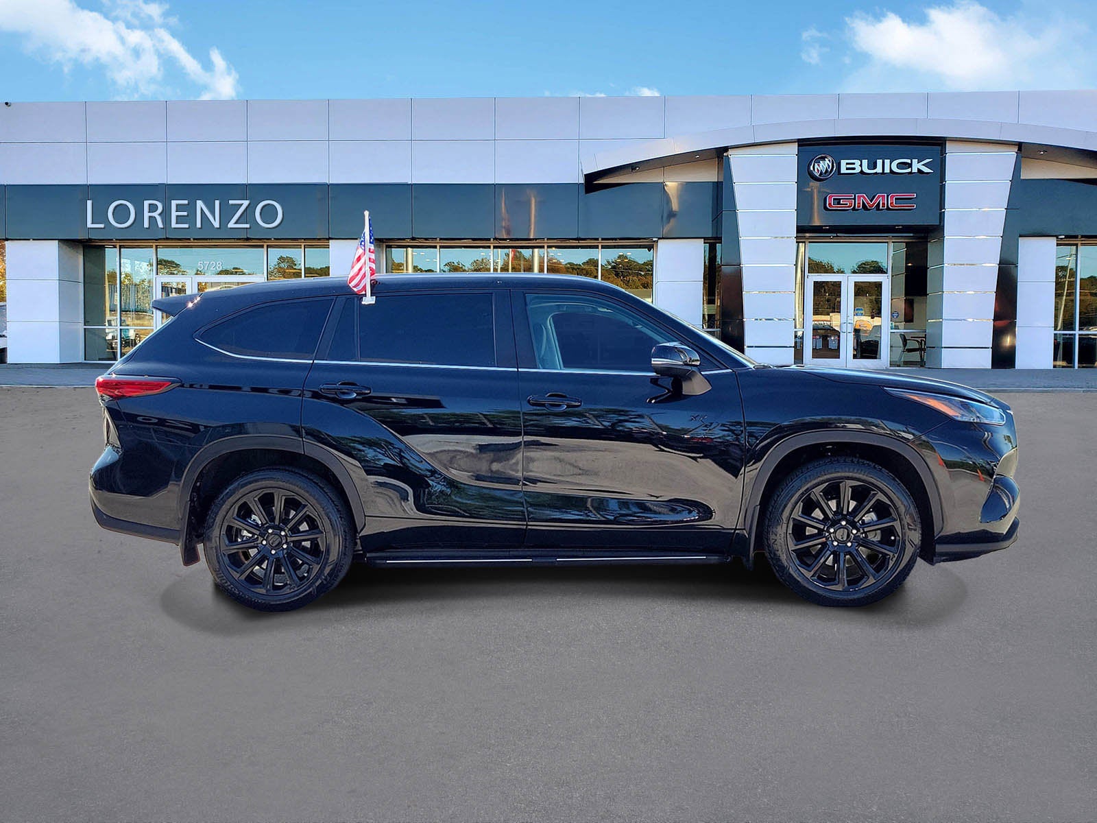 2023 Toyota Highlander L