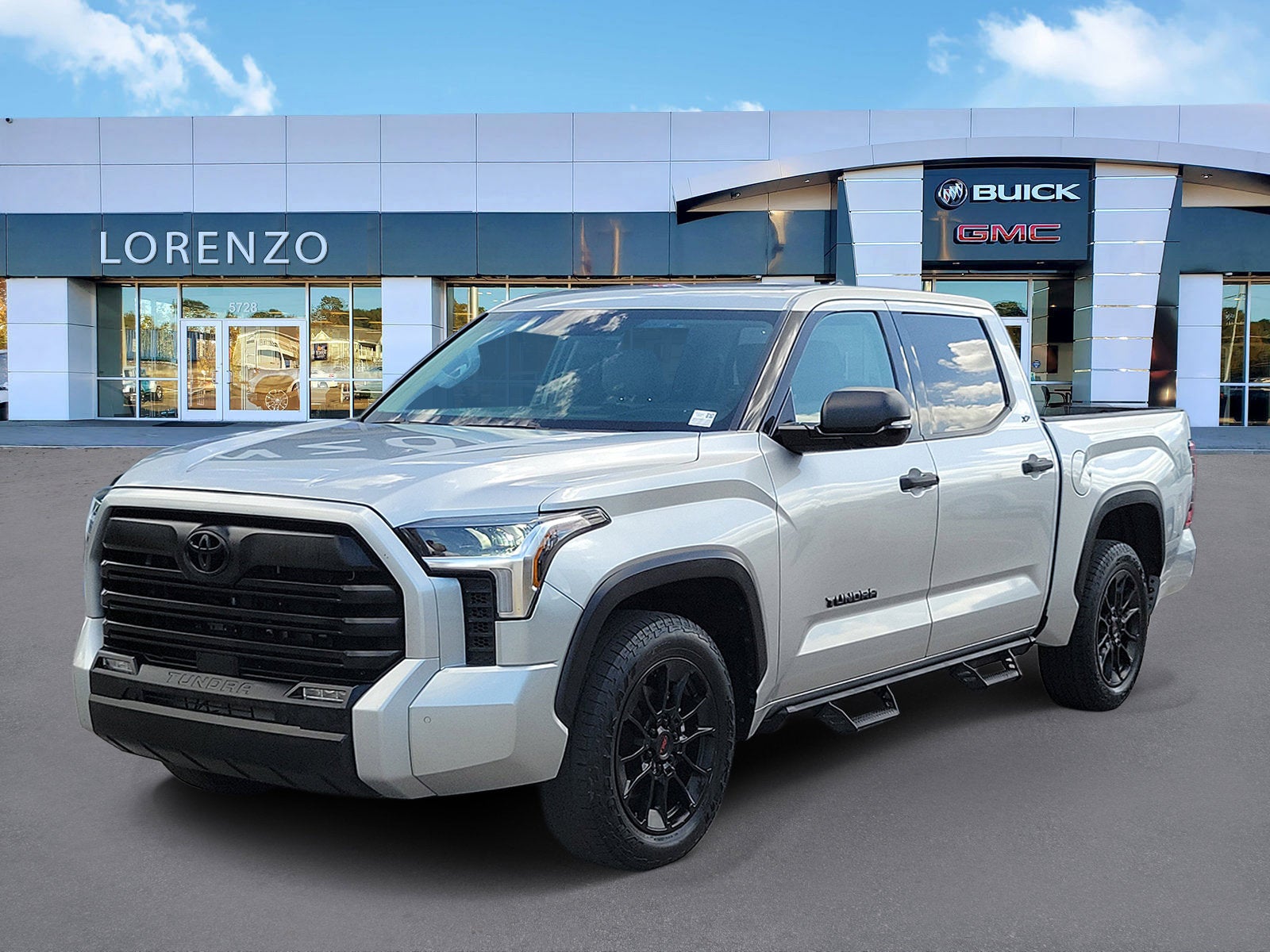 2022 Toyota Tundra 2WD SR5