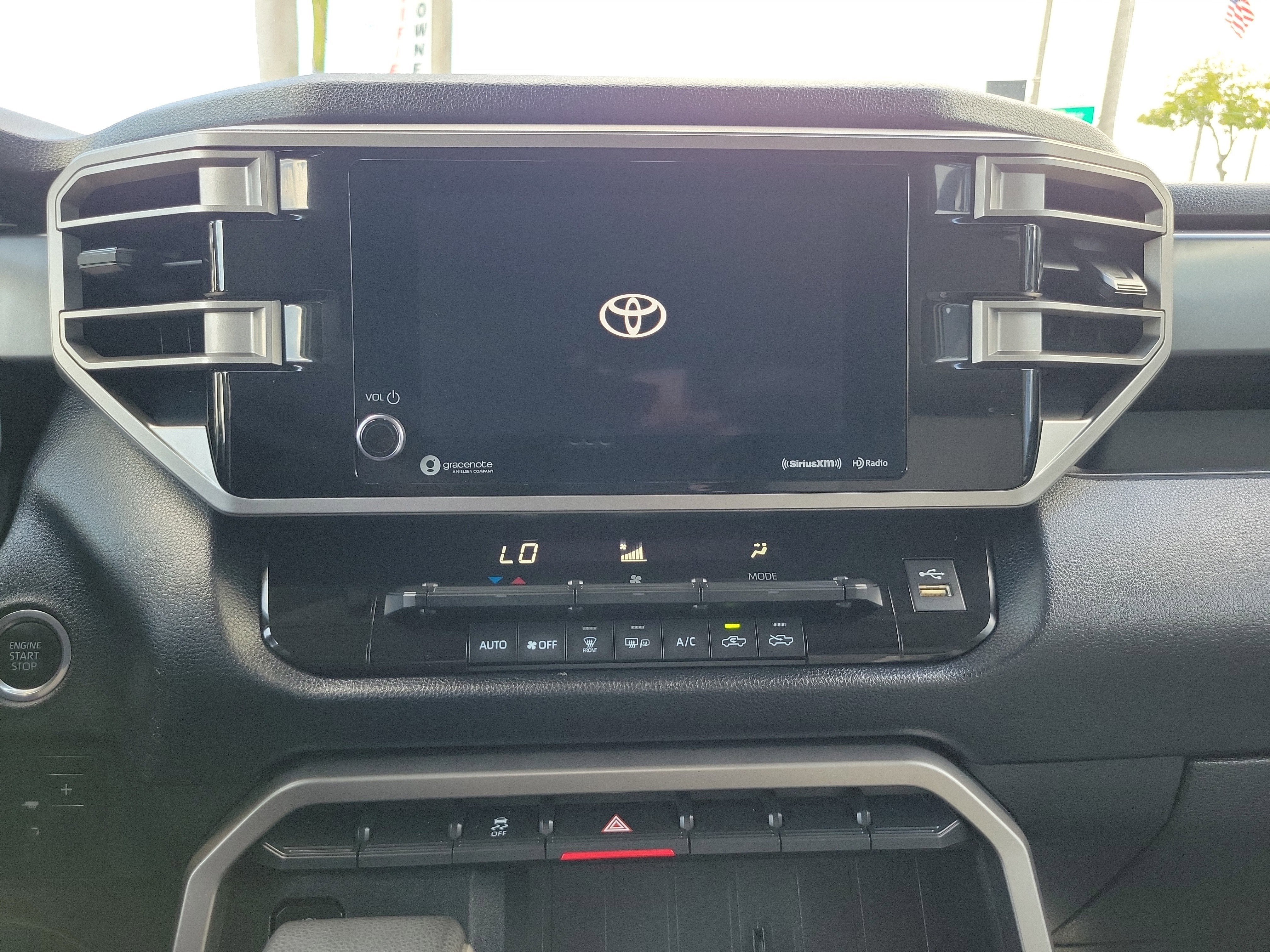 2022 Toyota Tundra 2WD SR5
