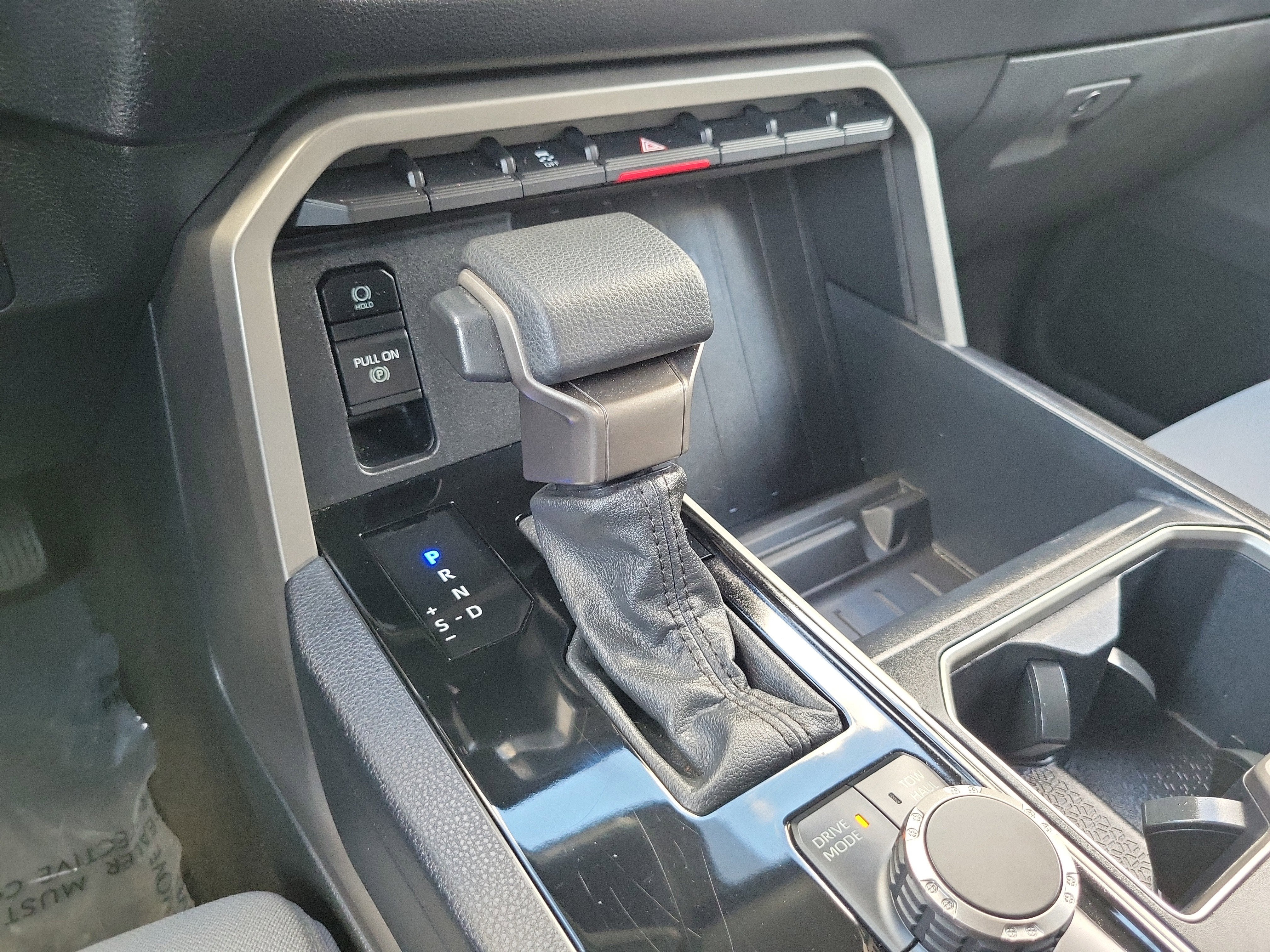 2022 Toyota Tundra 2WD SR5