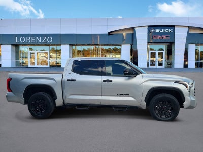 2022 Toyota Tundra 2WD SR5