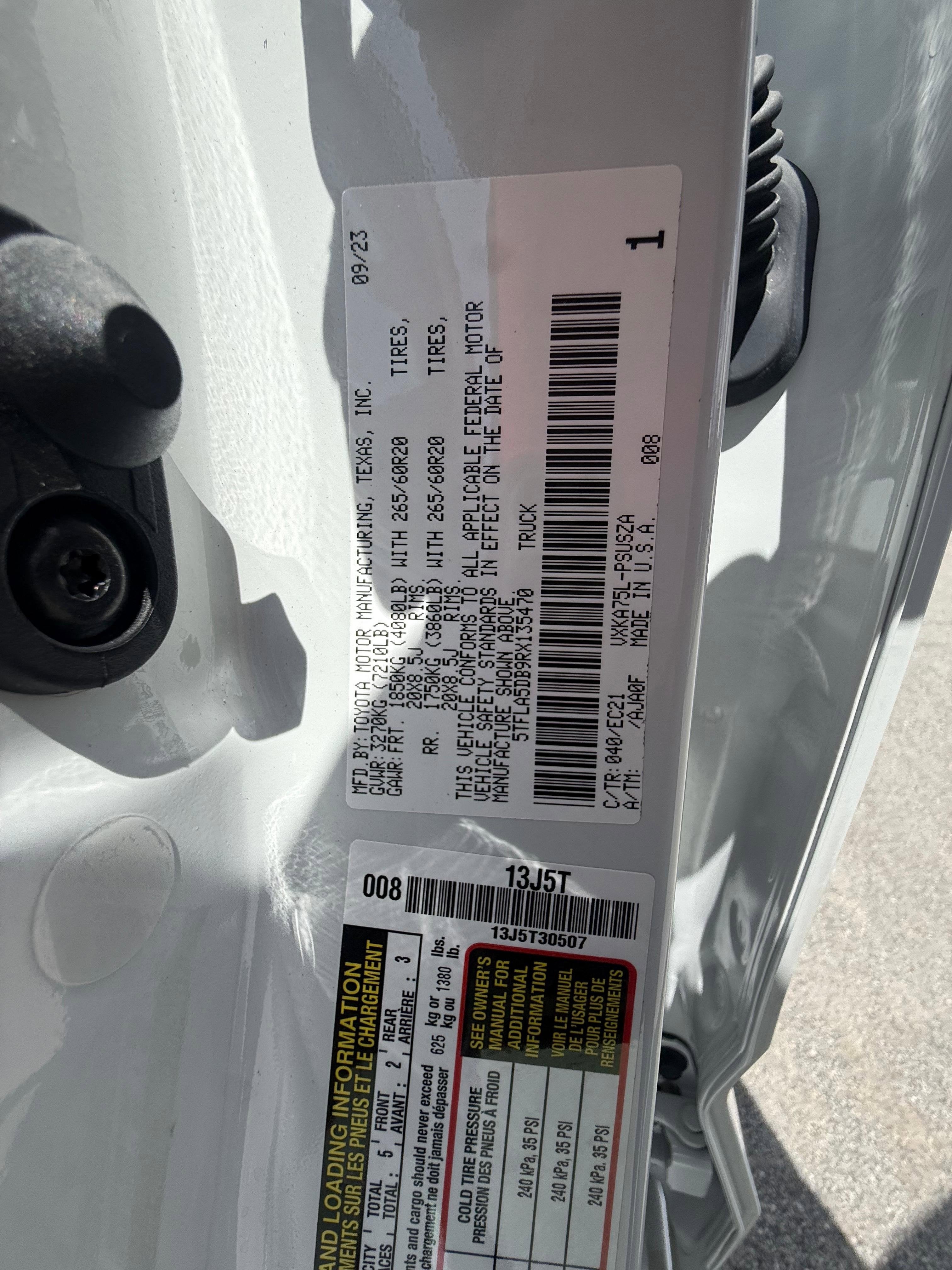 2024 Toyota Tundra 4WD SR5