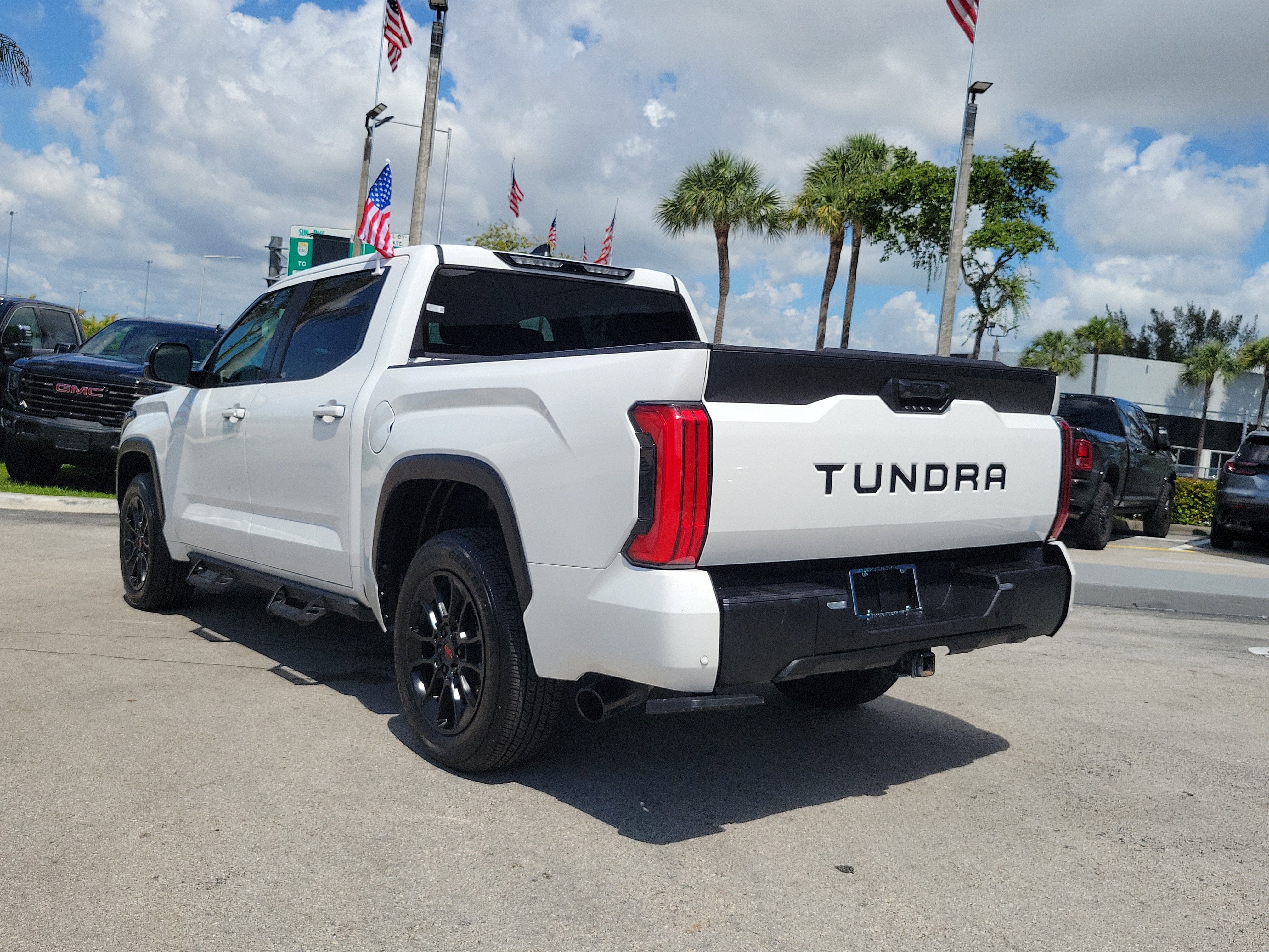 2024 Toyota Tundra 4WD SR5