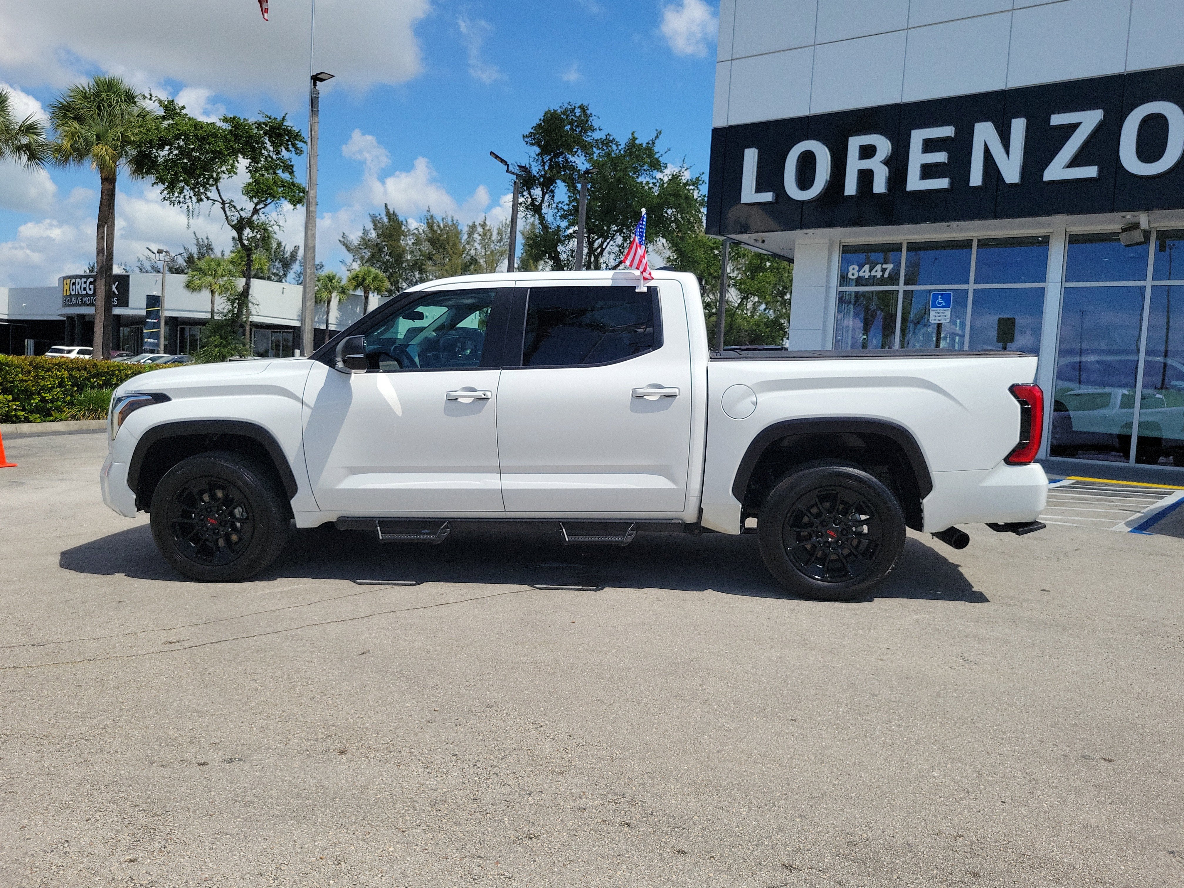 2024 Toyota Tundra 4WD SR5