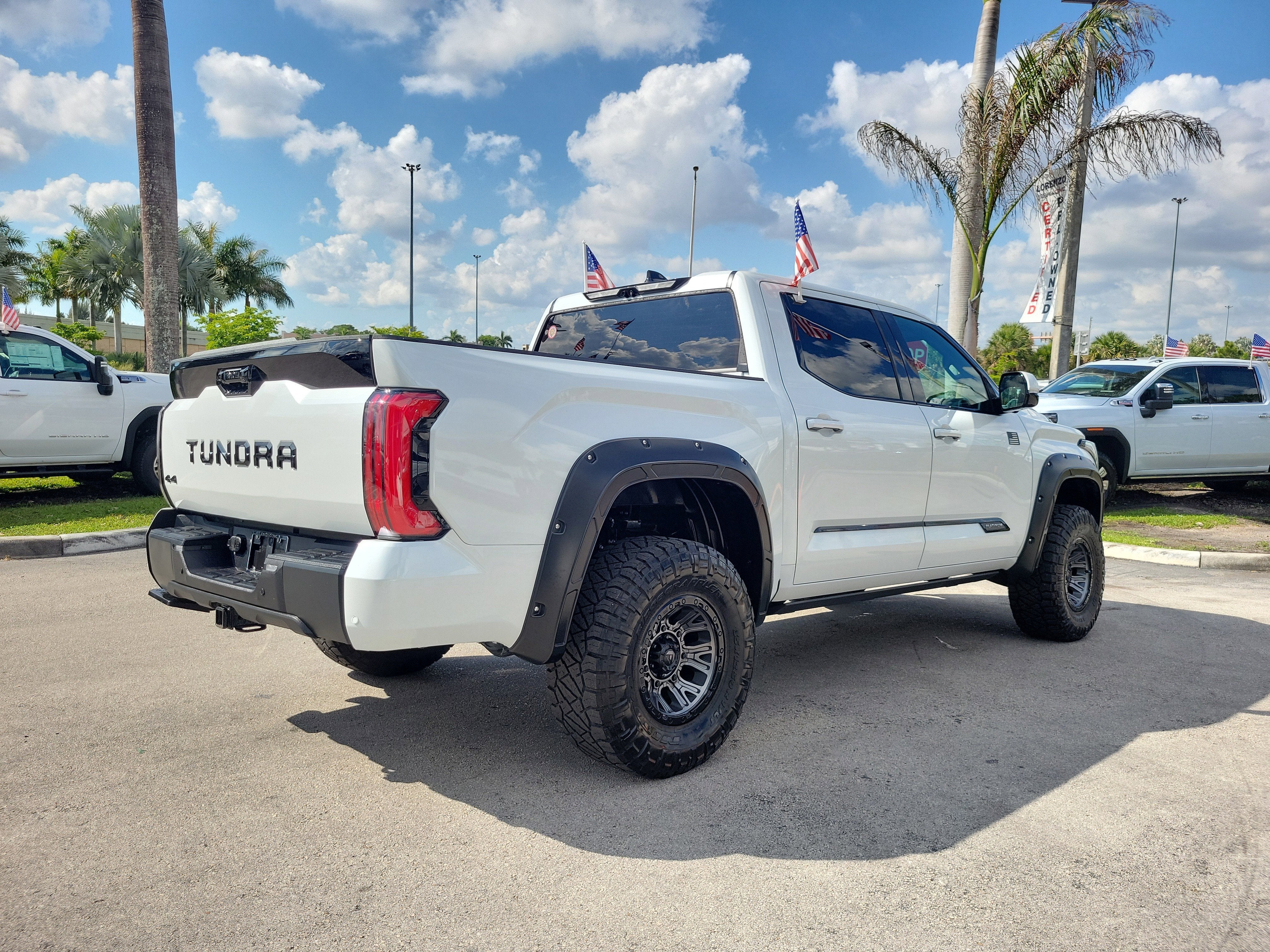 2023 Toyota Tundra 4WD Platinum Hybrid