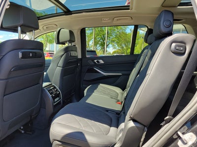 2024 BMW X7 xDrive40i