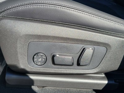 2025 BMW X4 xDrive30i