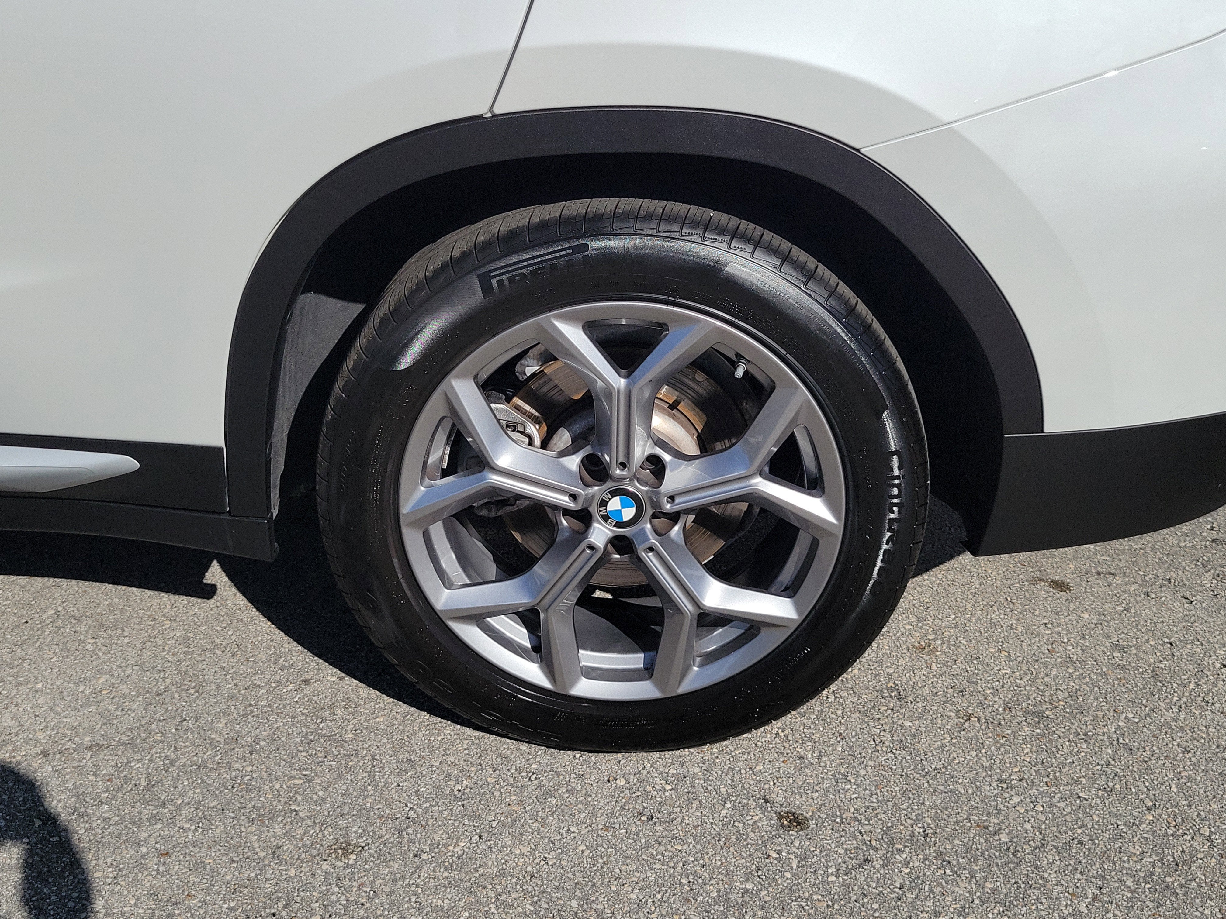 2025 BMW X4 xDrive30i