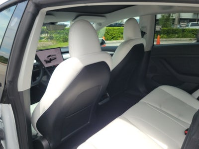 2023 Tesla Model 3 Performance