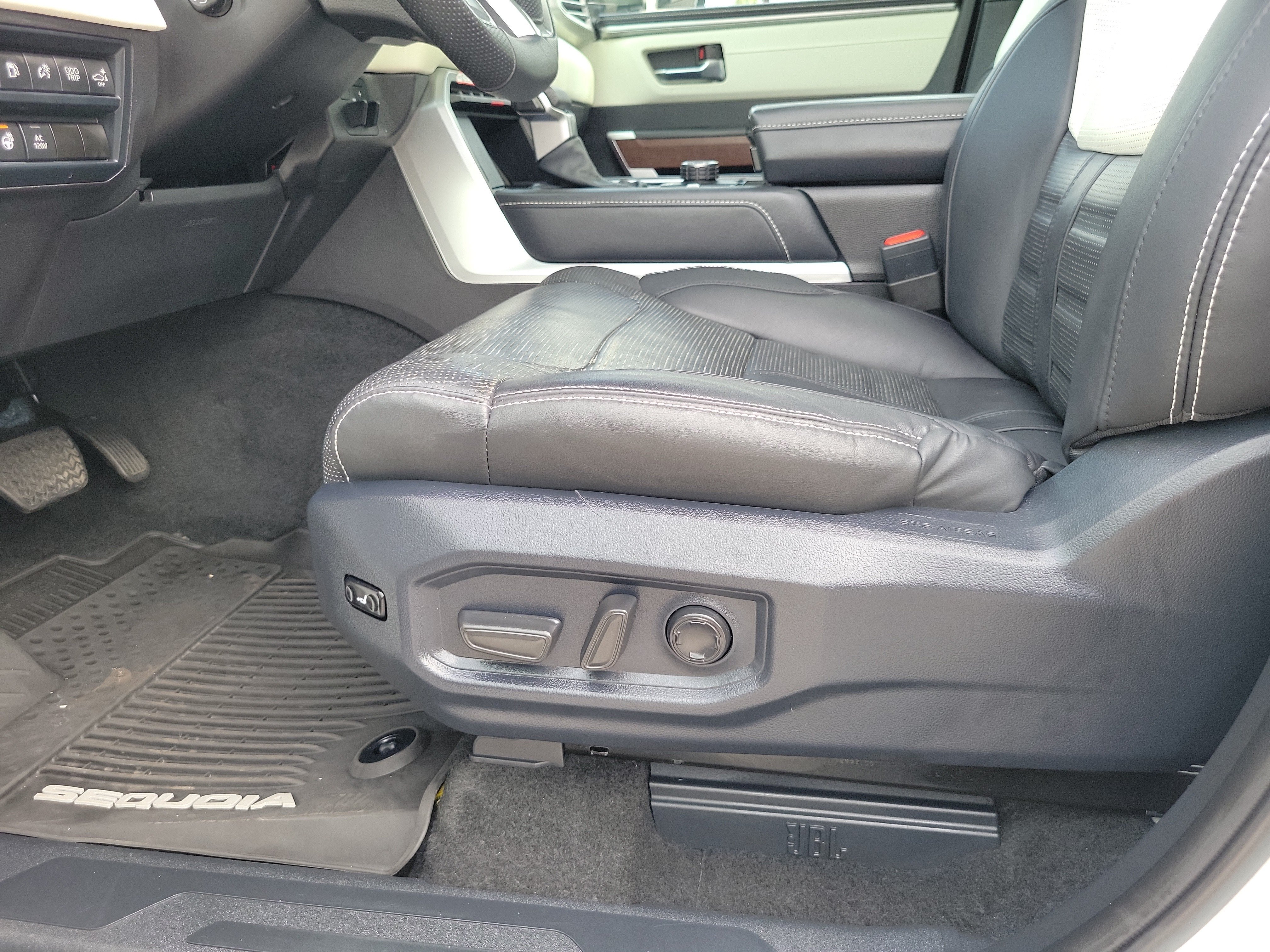 2025 Toyota Sequoia SR5