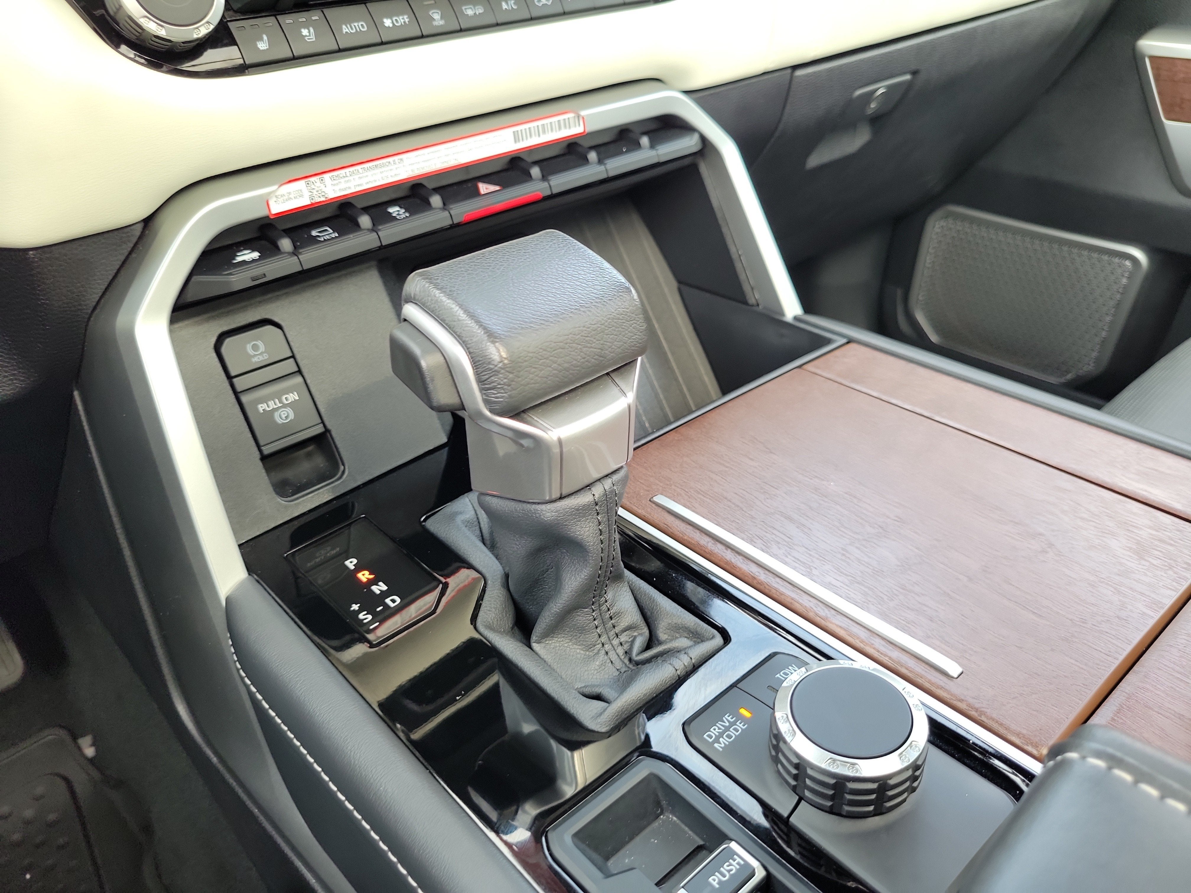 2025 Toyota Sequoia SR5