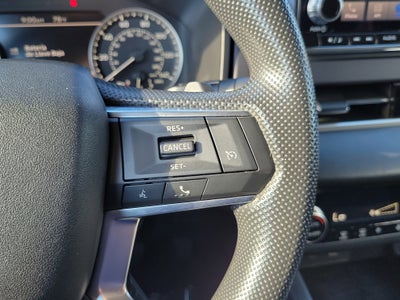 2024 Mitsubishi Outlander ES