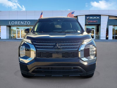 2024 Mitsubishi Outlander ES